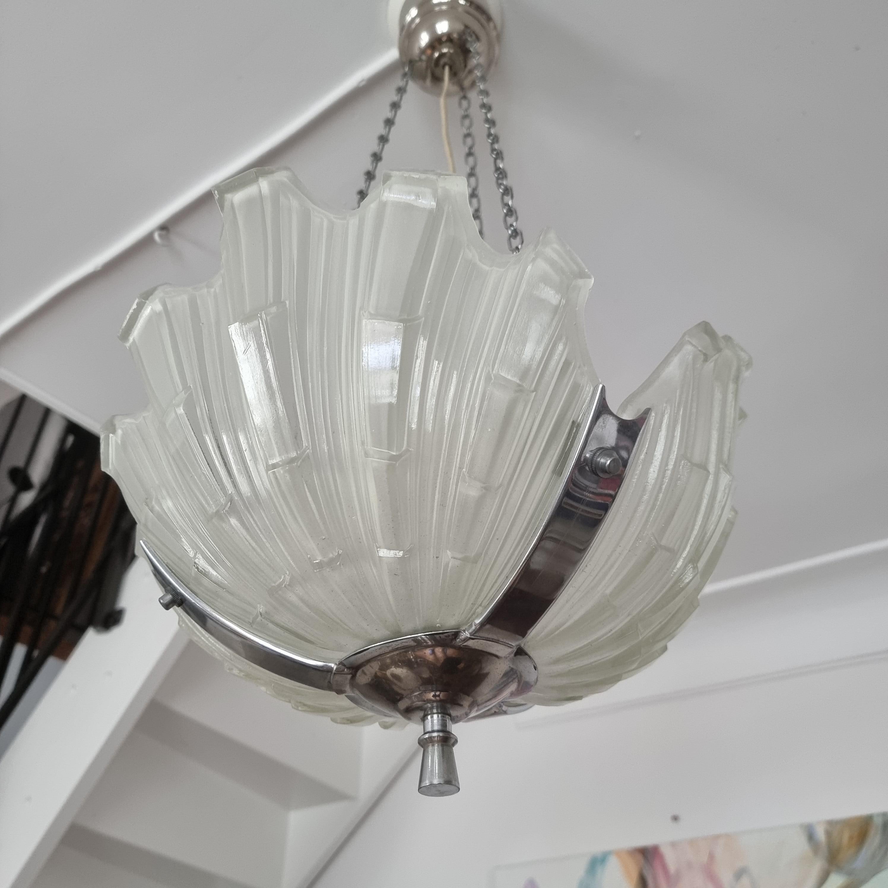 Swedish Grace / Art Deco Pendant, Clam-Shaped Glass Shades, with Provenance For Sale 2