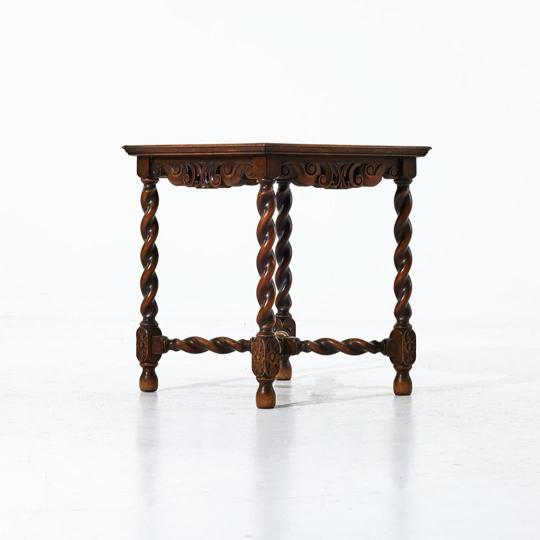 Table suédoise Art Déco Grace Axel Einar Hjorth avec carreaux, 1931 en vente