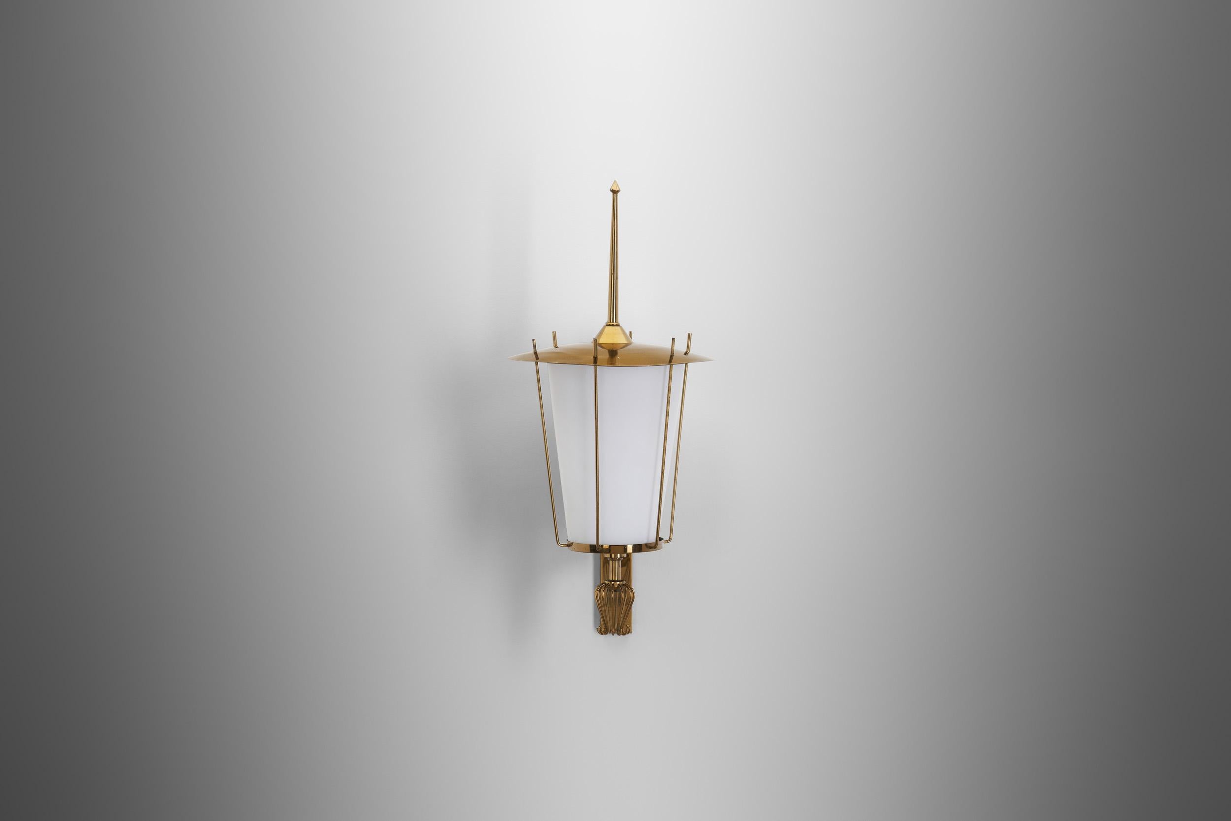 Swedish Grace Brass and Opaque Glass Wall Lamp, Sweden 1930s For Sale 2