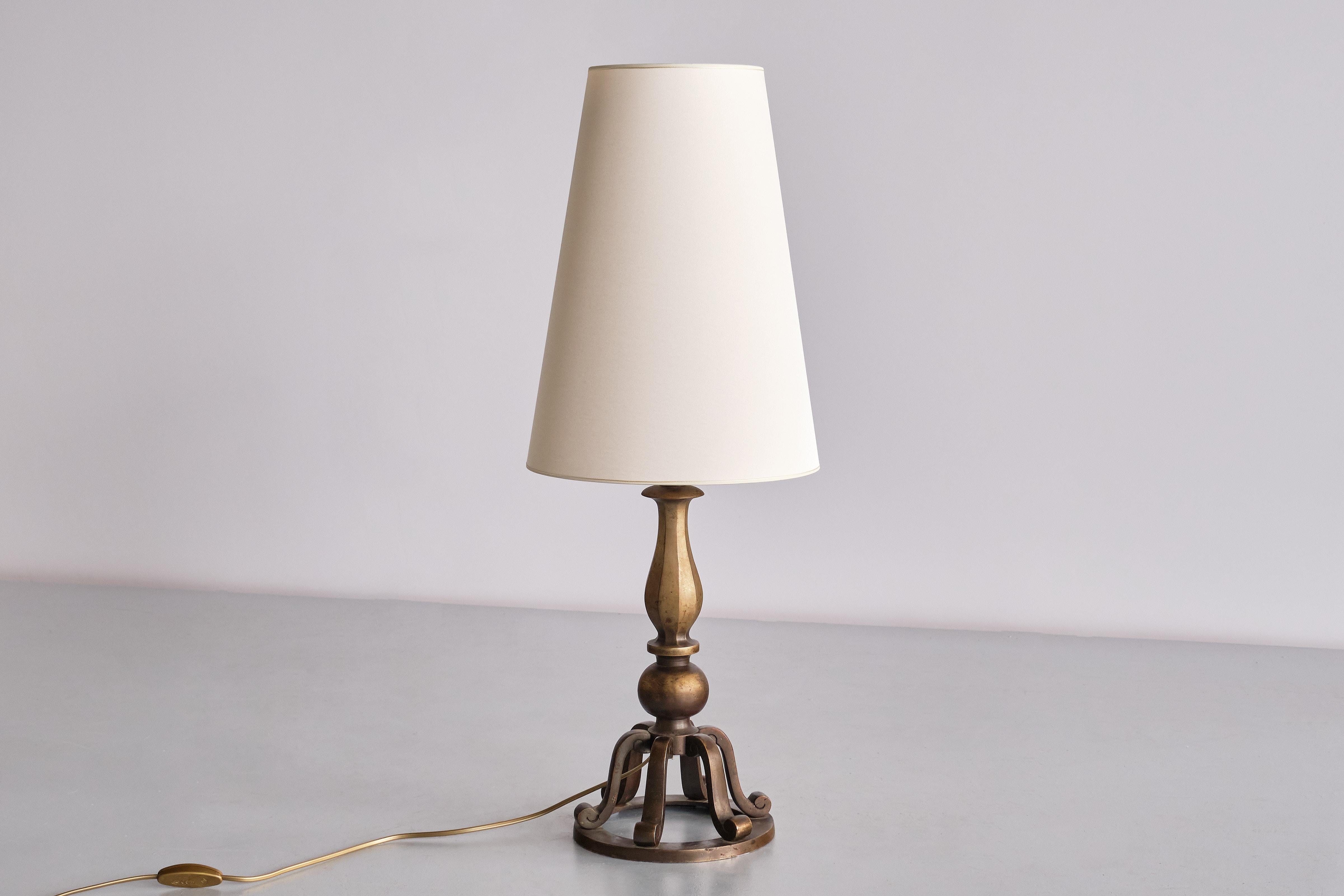 Swedish Grace Brass Table Lamp by C.G. Hallberg, Sweden, Early 1930s For Sale 1
