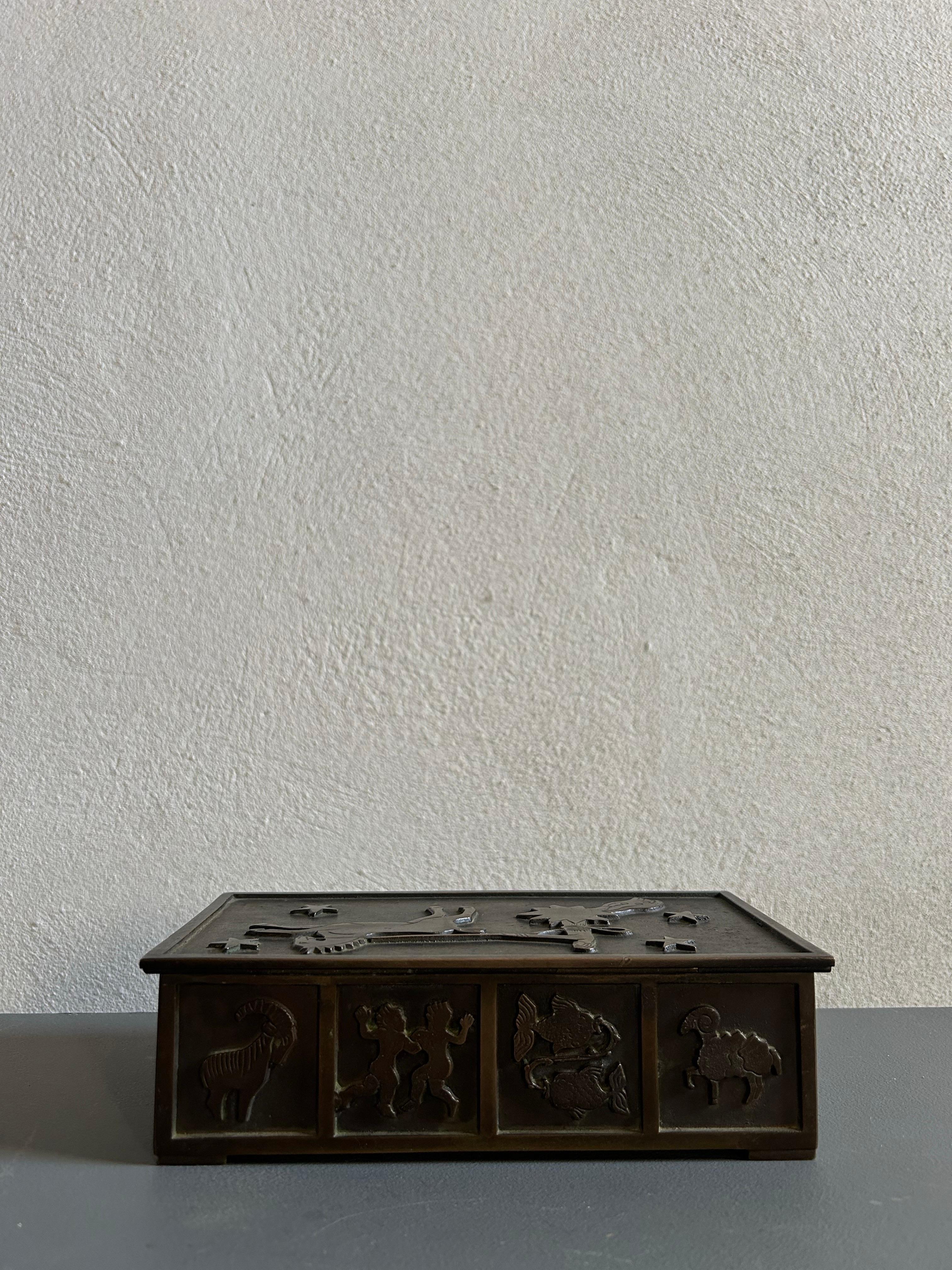 Caja sueca de bronce Grace, Suecia Años 30 en Bueno estado para la venta en Valby, 84