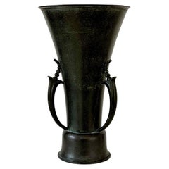 Vase Grace suédois en bronze, Ystad Brons, années 1930