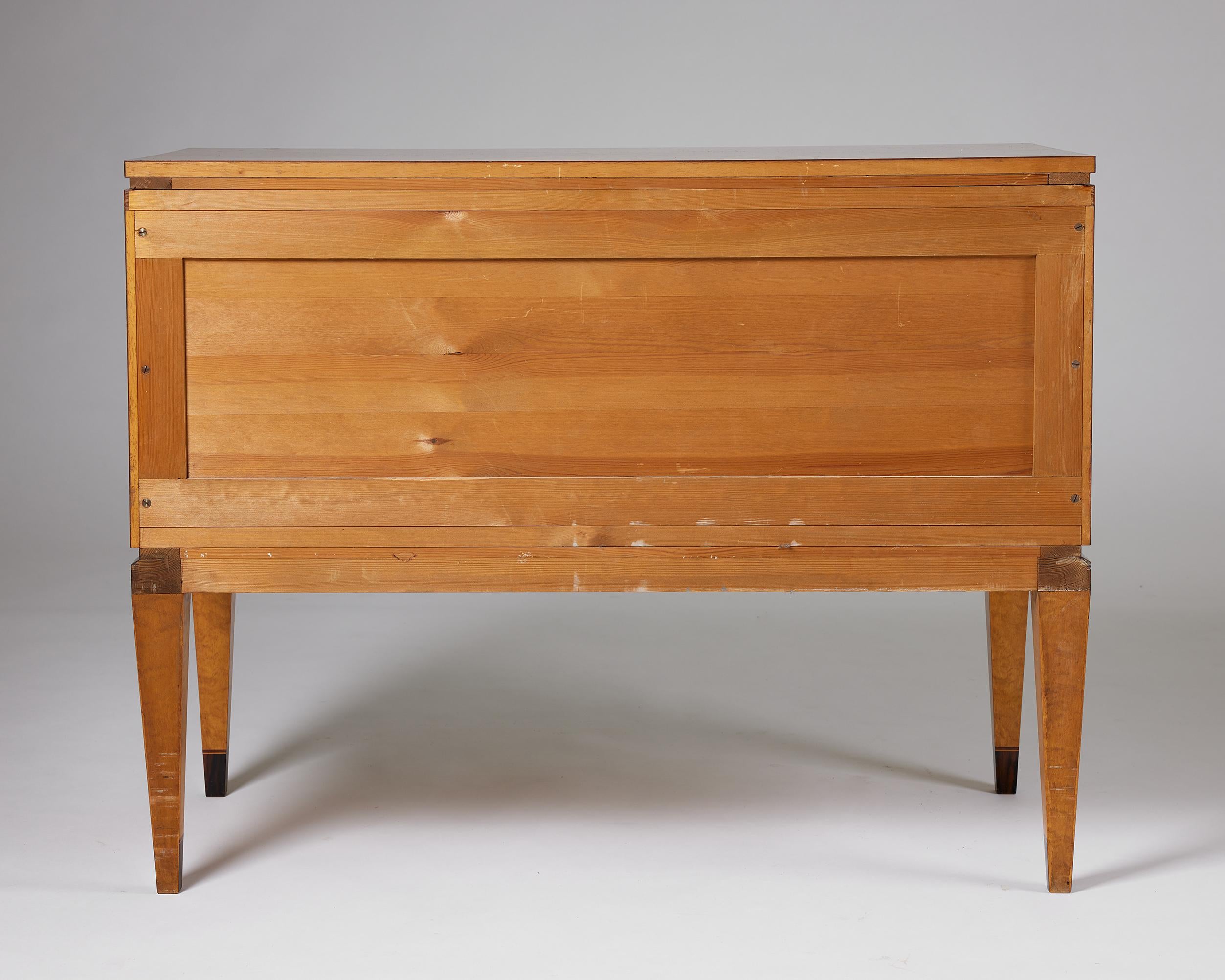 Mid-Century Modern Swedish Grace Cabinet, Anonymous, Sweden, 1930s For Sale