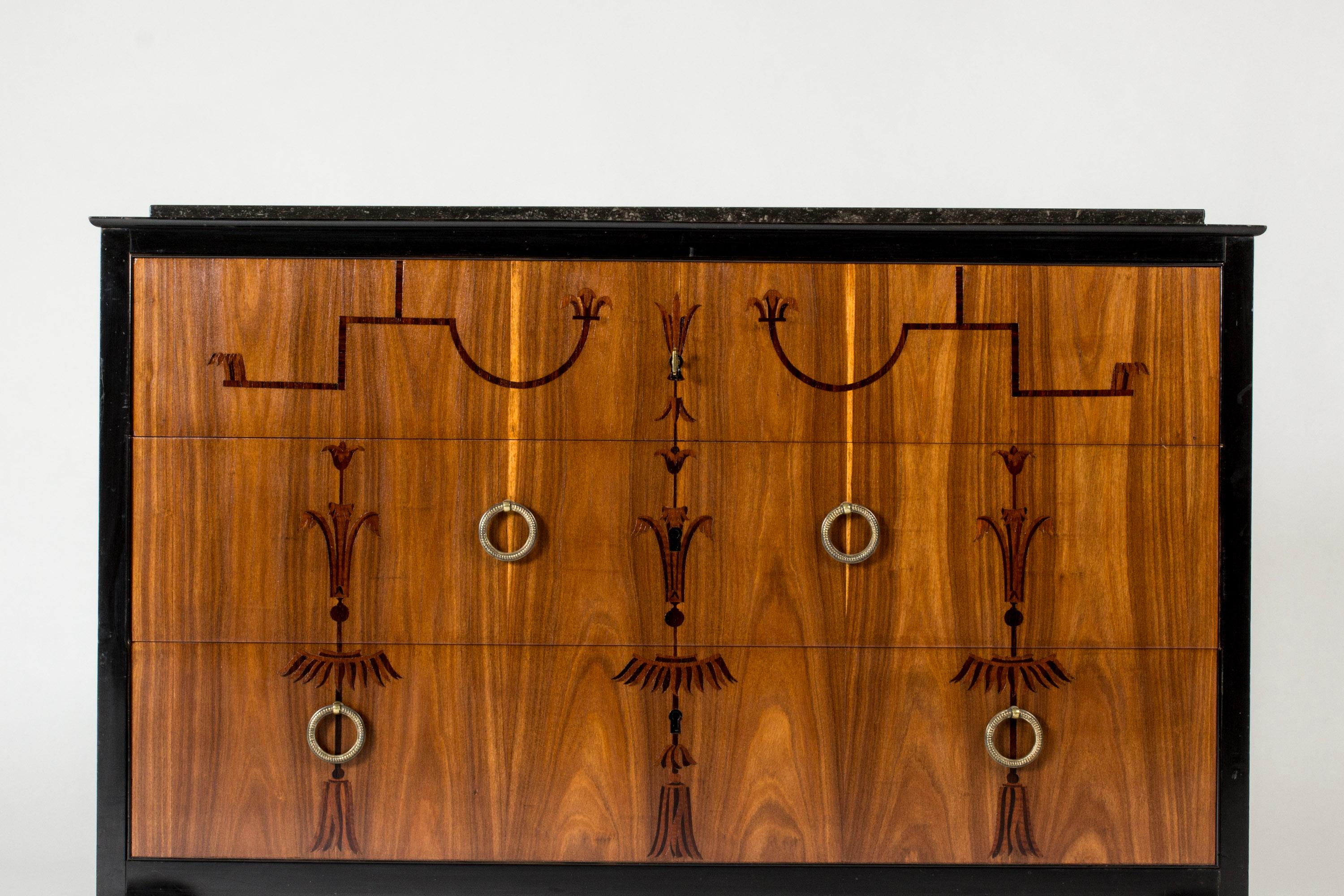 Swedish Grace Chest of drawers, Axel Einar Hjorth, Sweden, 1930s For Sale 1