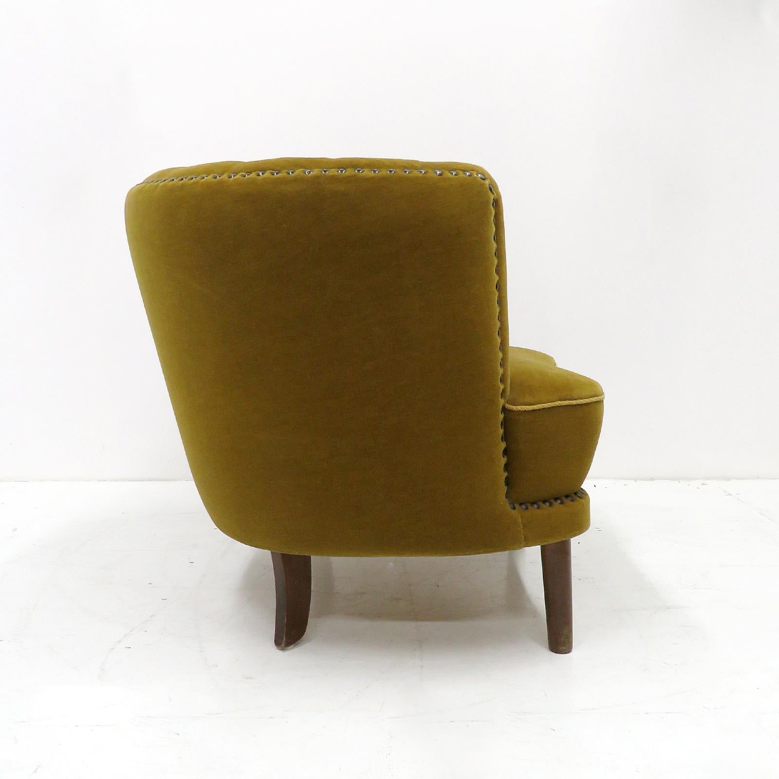 Swedish Grace Club Chair, 1940 In Good Condition For Sale In Los Angeles, CA