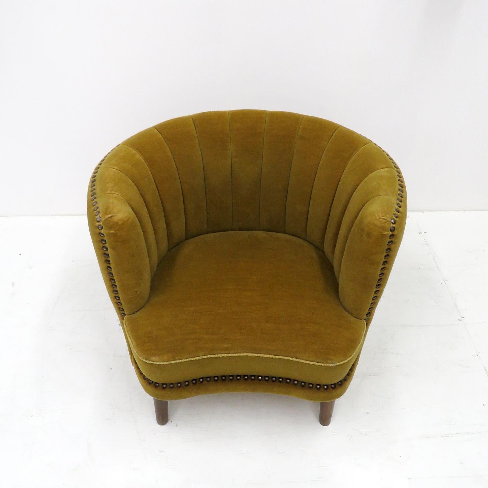 Swedish Grace Club Chair, 1940 For Sale 3