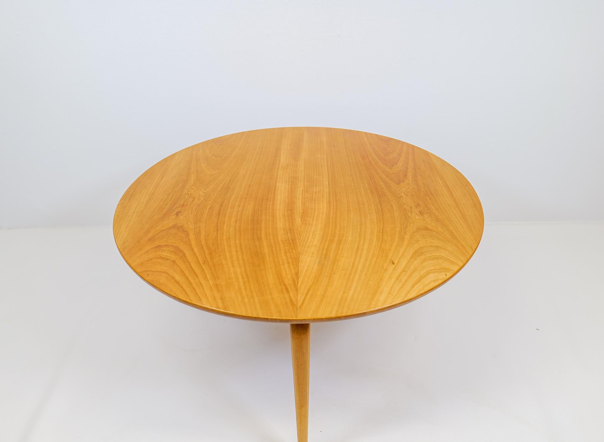 Schwedische Anmut Früher Bruno Mathsson Großer 'Annika' Couchtisch 1930er Jahre im Zustand „Gut“ im Angebot in Hillringsberg, SE
