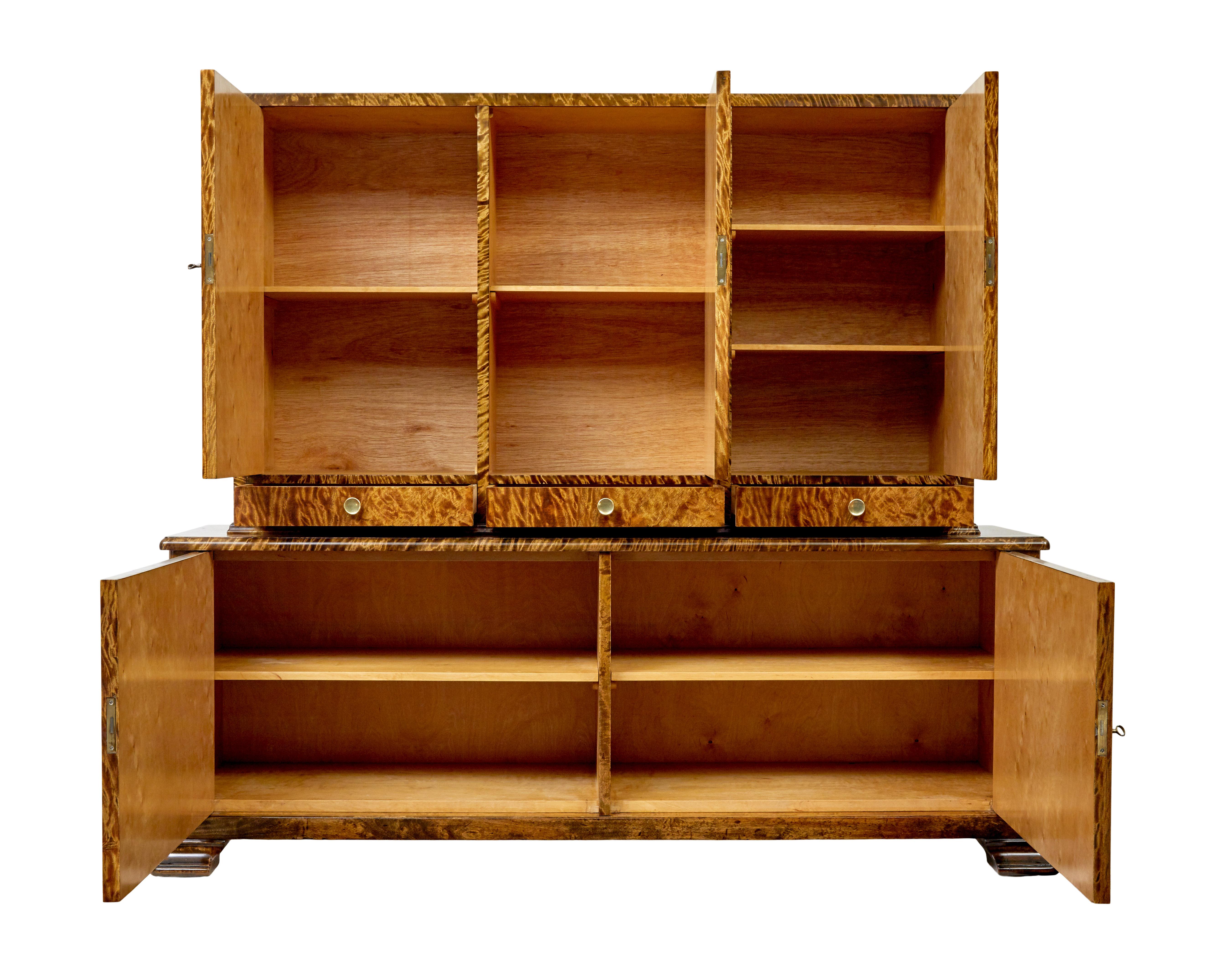 Schwedische Gnade Flamme Birke Schrank (Art déco)