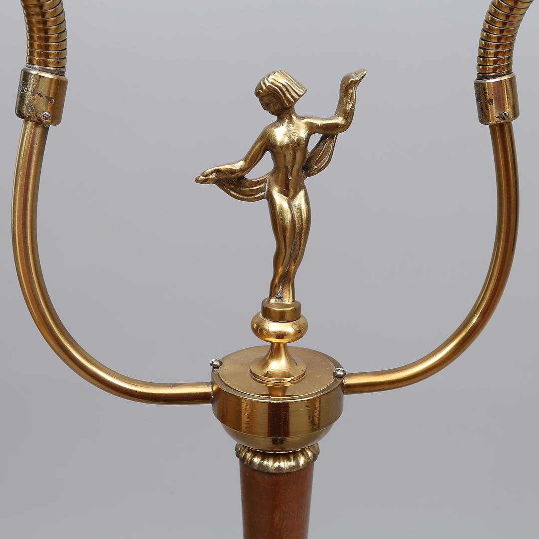 Scandinavian Modern Mid-Century Swedish Floor Lamp with Silk Shades and Brass Detail, 1930s For Sale