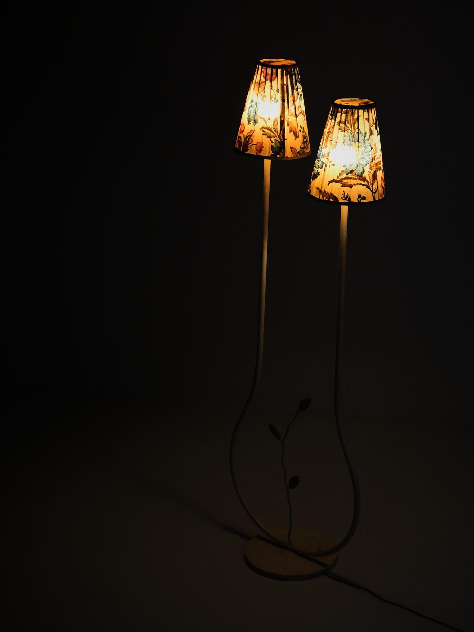Schwedische Grace-Stehlampe von anonymen Designer für Bjerkås Armatur, 1940er Jahre im Angebot 4