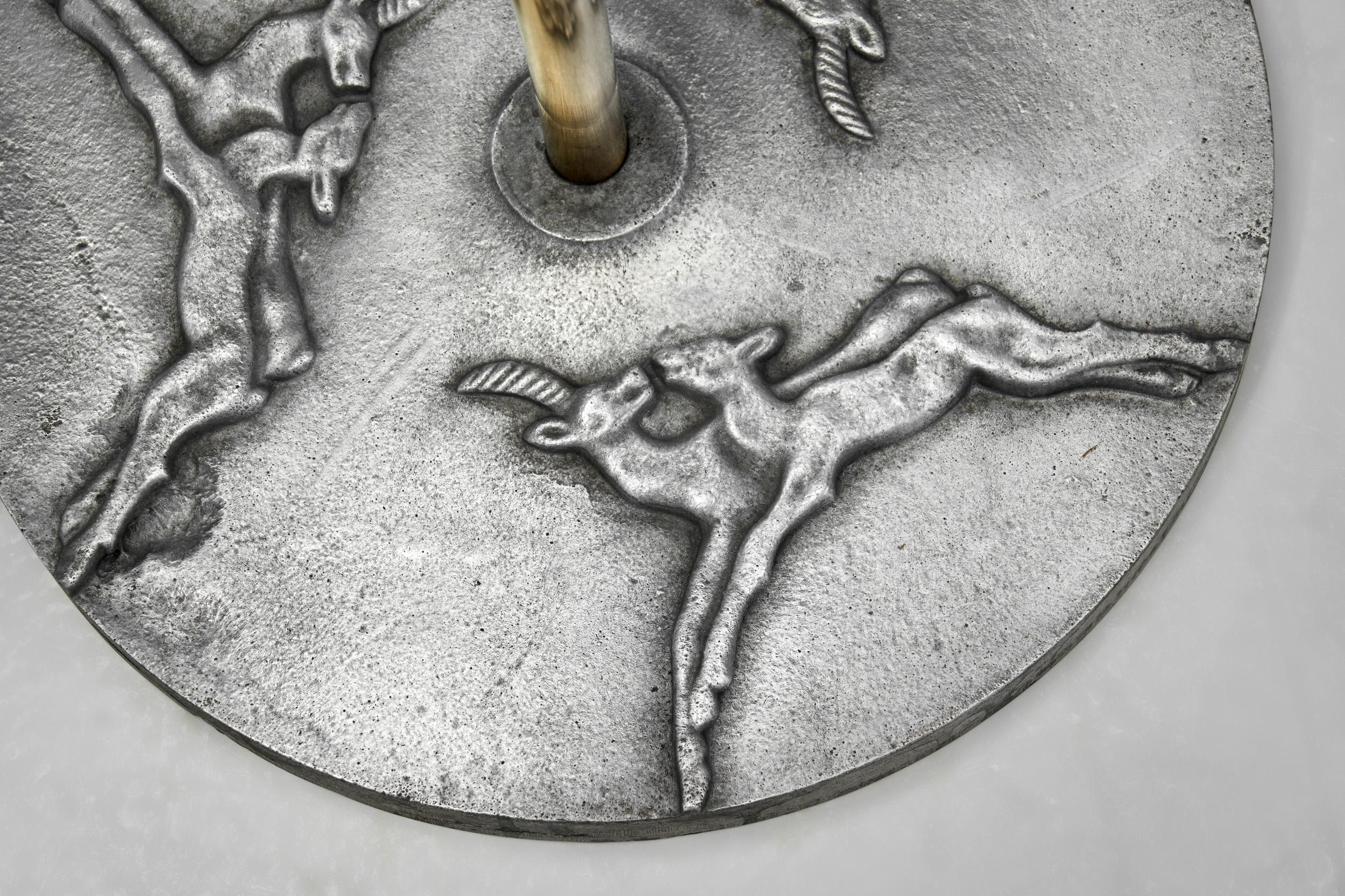 Lampadaire Grace suédois avec antilopes décoratives sur la base, Suède, années 1930 en vente 11
