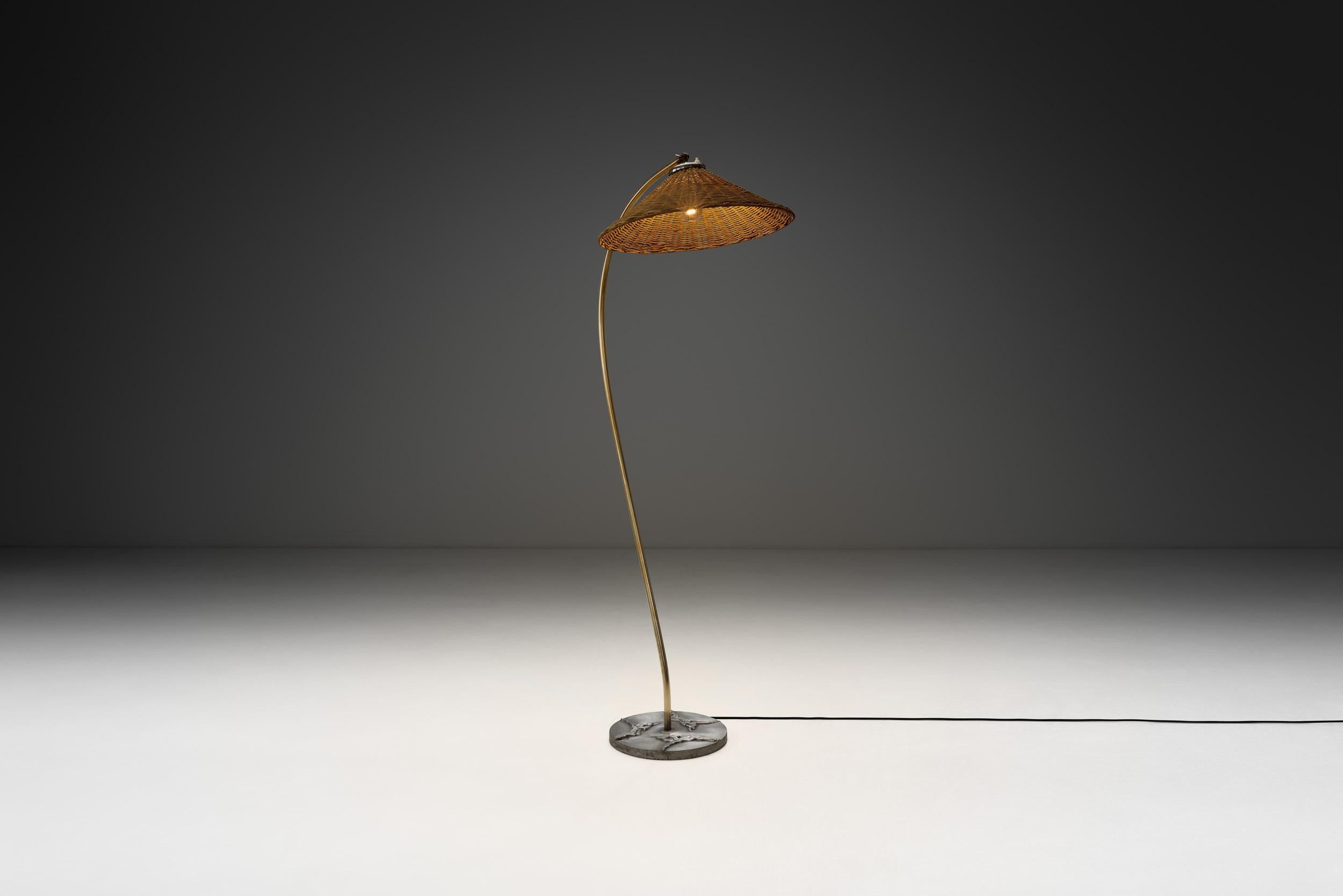 Avant les designs plus célèbres et minimalistes de l'après-guerre, le mouvement suédois Grace s'est développé parallèlement au célèbre Art déco. Il s'agit d'un chapitre bref mais marquant de l'histoire du design moderne, qui peut être considéré
