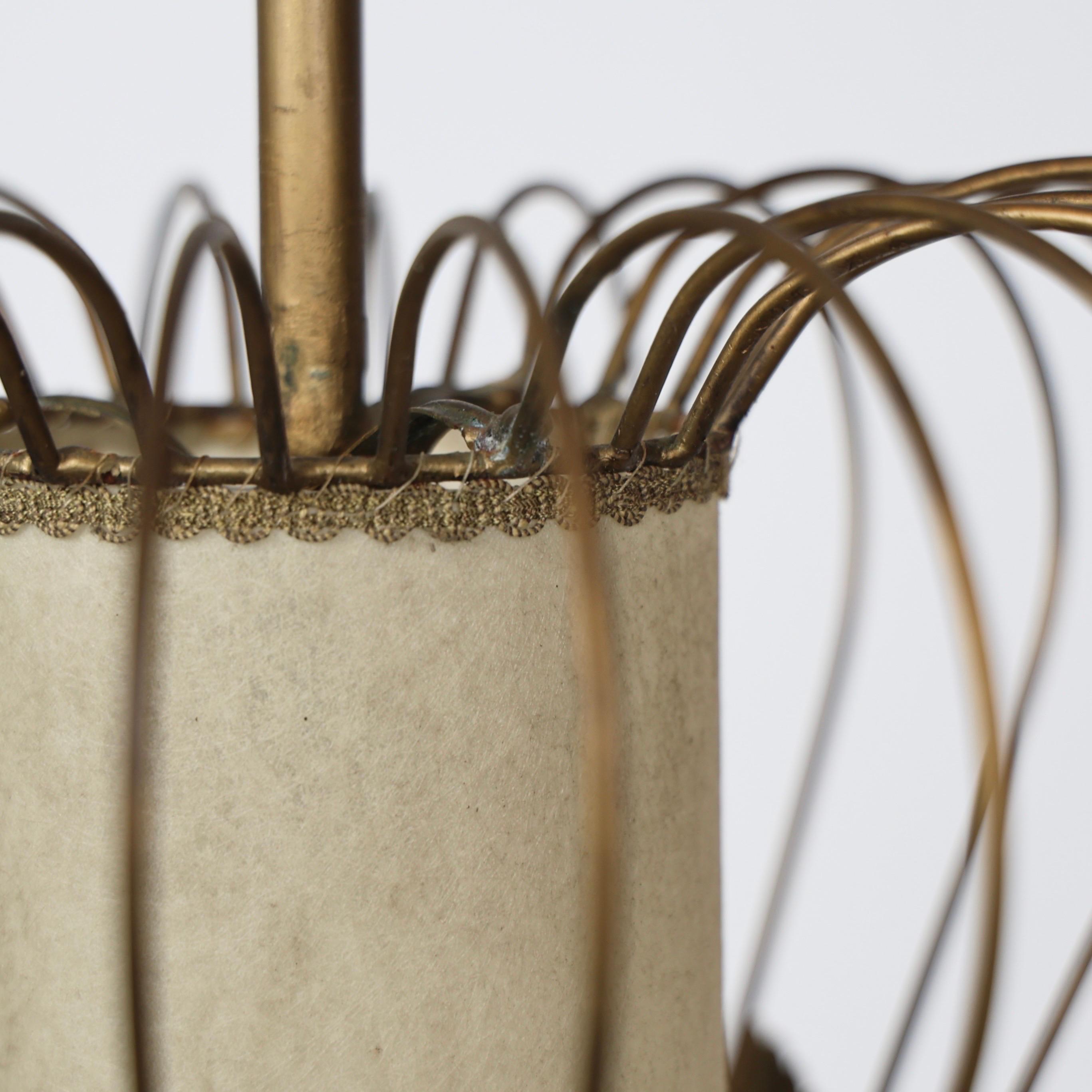 Ciondolo in ottone in stile Swedish Grace Hans Bergstrom con decorazione a foglie, anni '30, Svezia in vendita 2