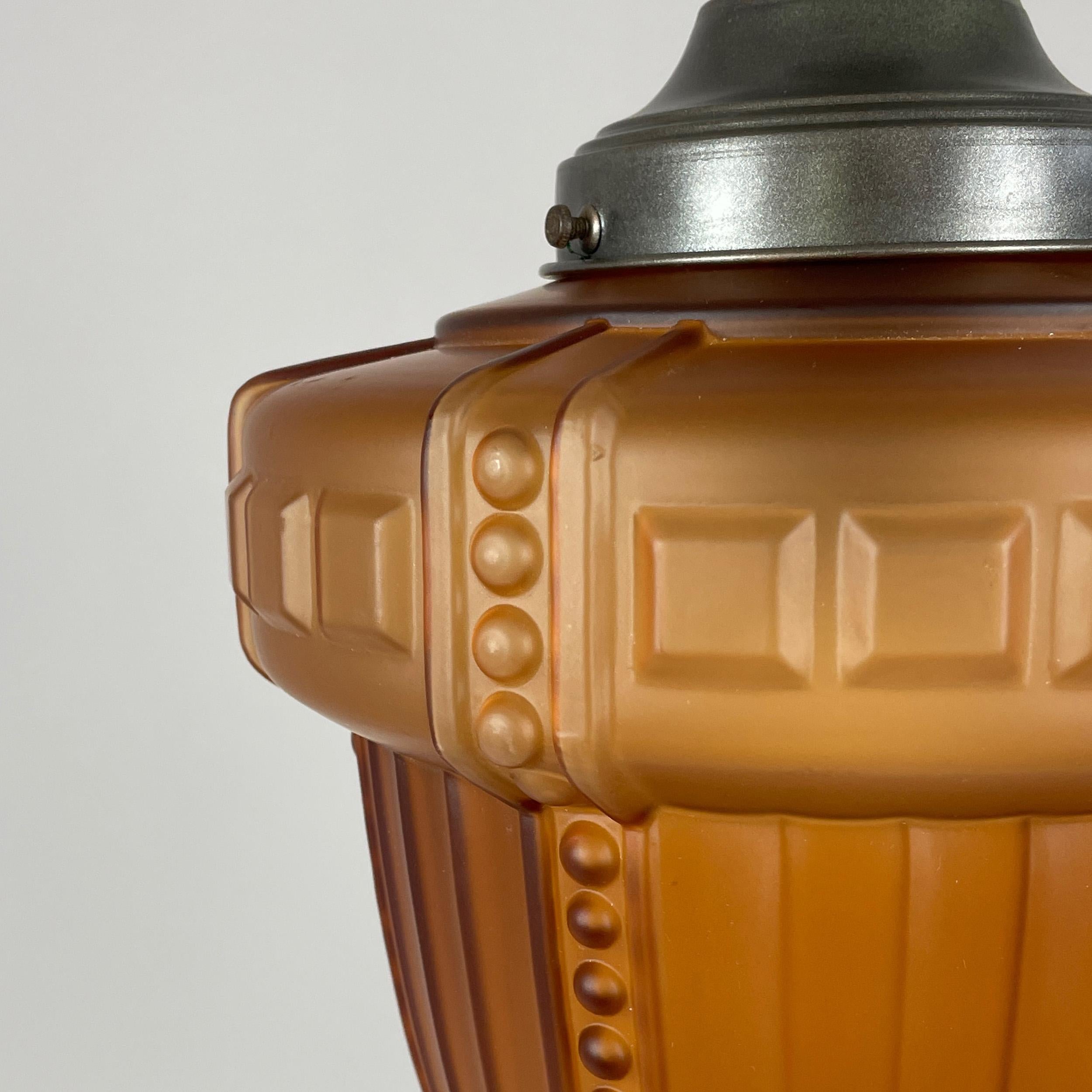 Swedish Grace Havanna Glass & Burnished Brass Pendant, Böhlmarks, 1920s to 1930s In Good Condition For Sale In NUEMBRECHT, NRW