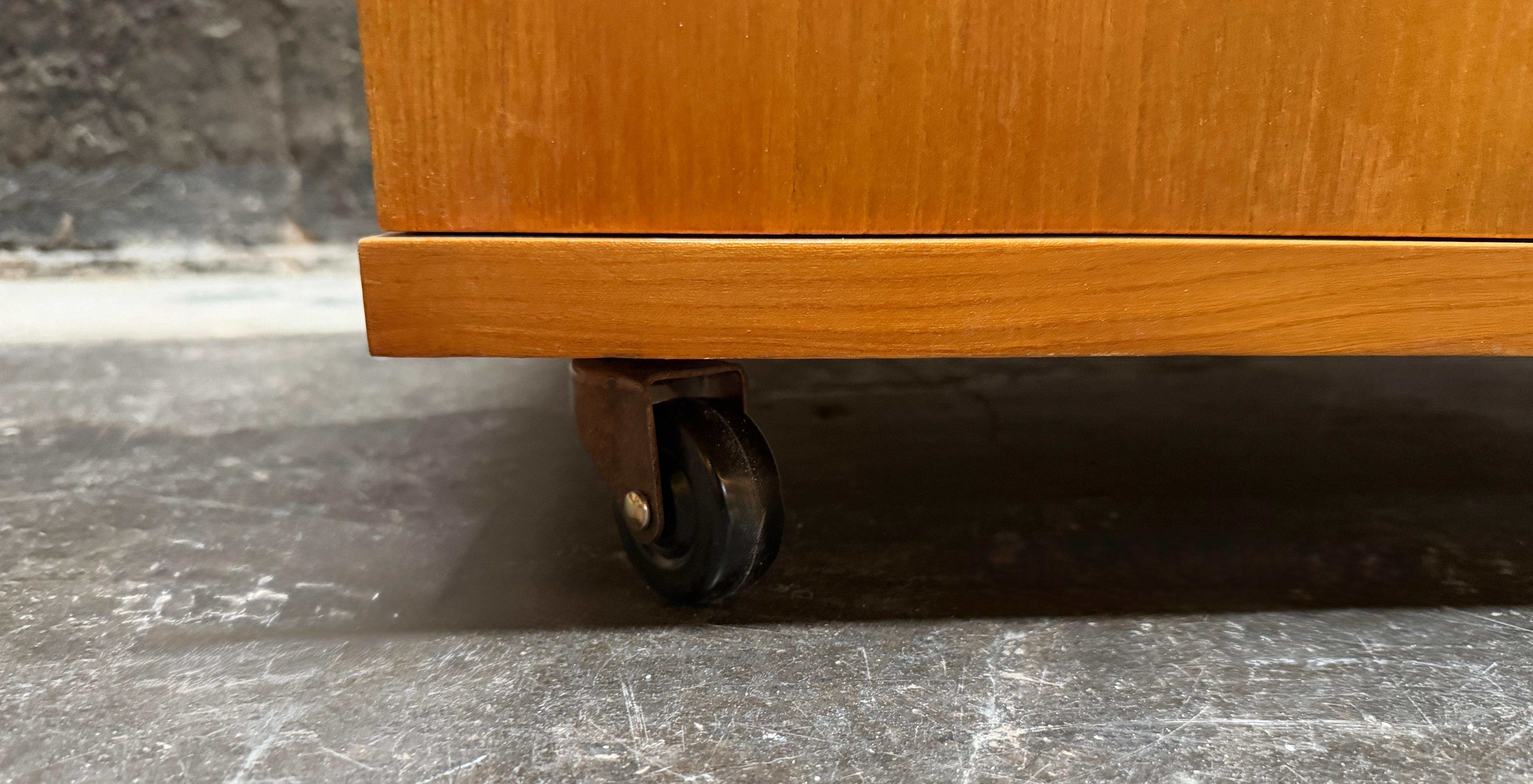 Swedish Grace Art Deco Intarsia Bar Cabinet End Table by Mjölby Intarsia c. 1930 For Sale 4