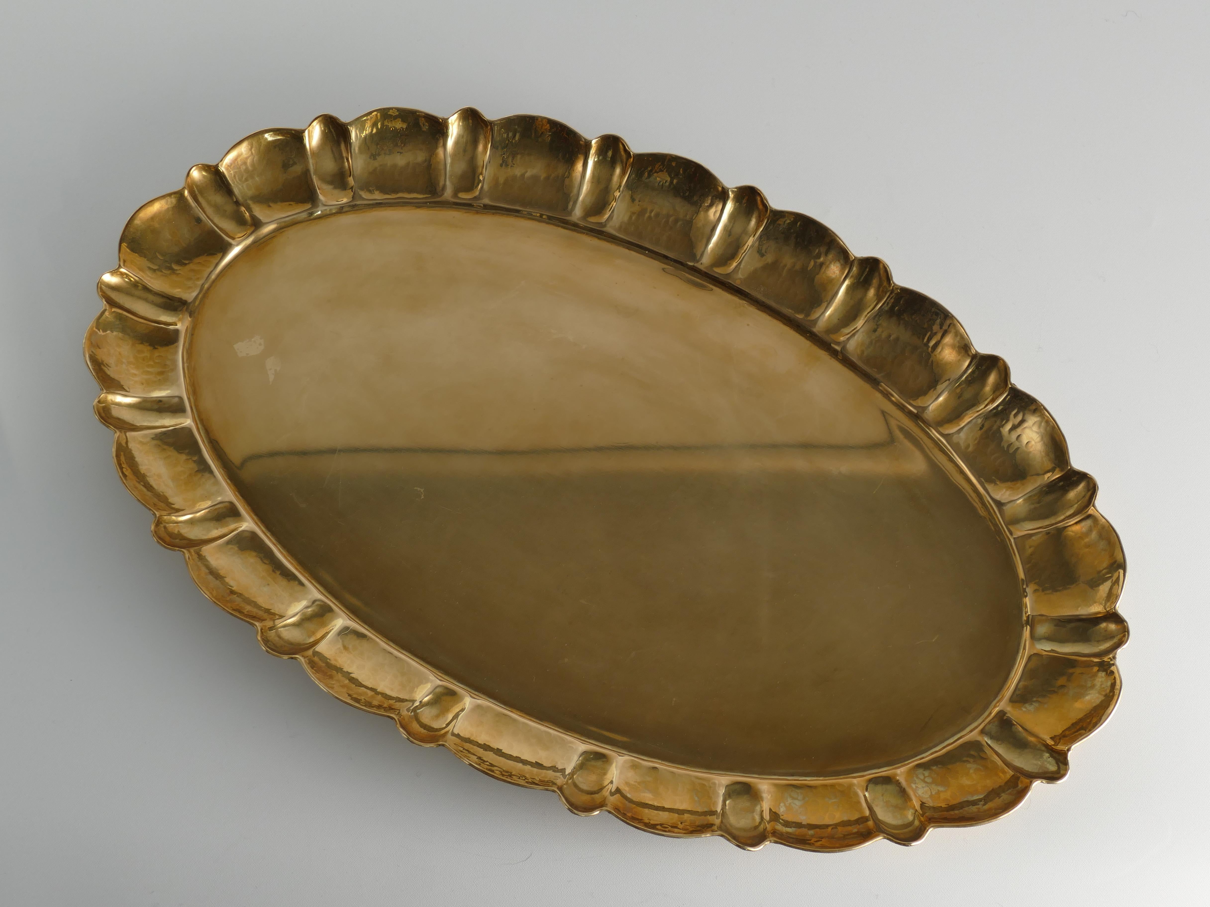 Swedish Grace Large Oval Brass Tray by Firma Lars Holmström, Sweden 1940's In Good Condition In Grythyttan, SE