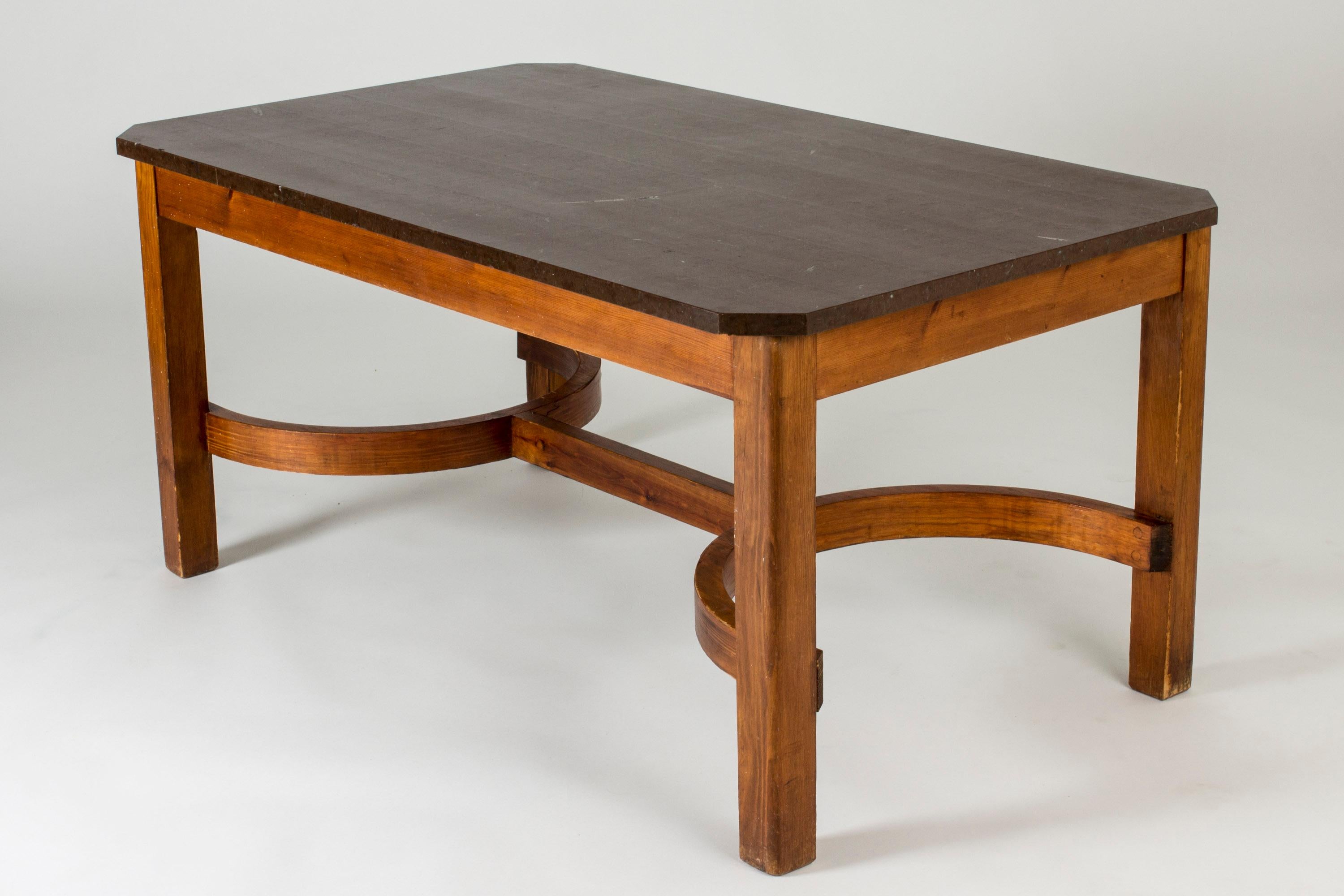 Swedish Grace Limestone Dining Table, Sweden, 1920s In Good Condition For Sale In Stockholm, SE