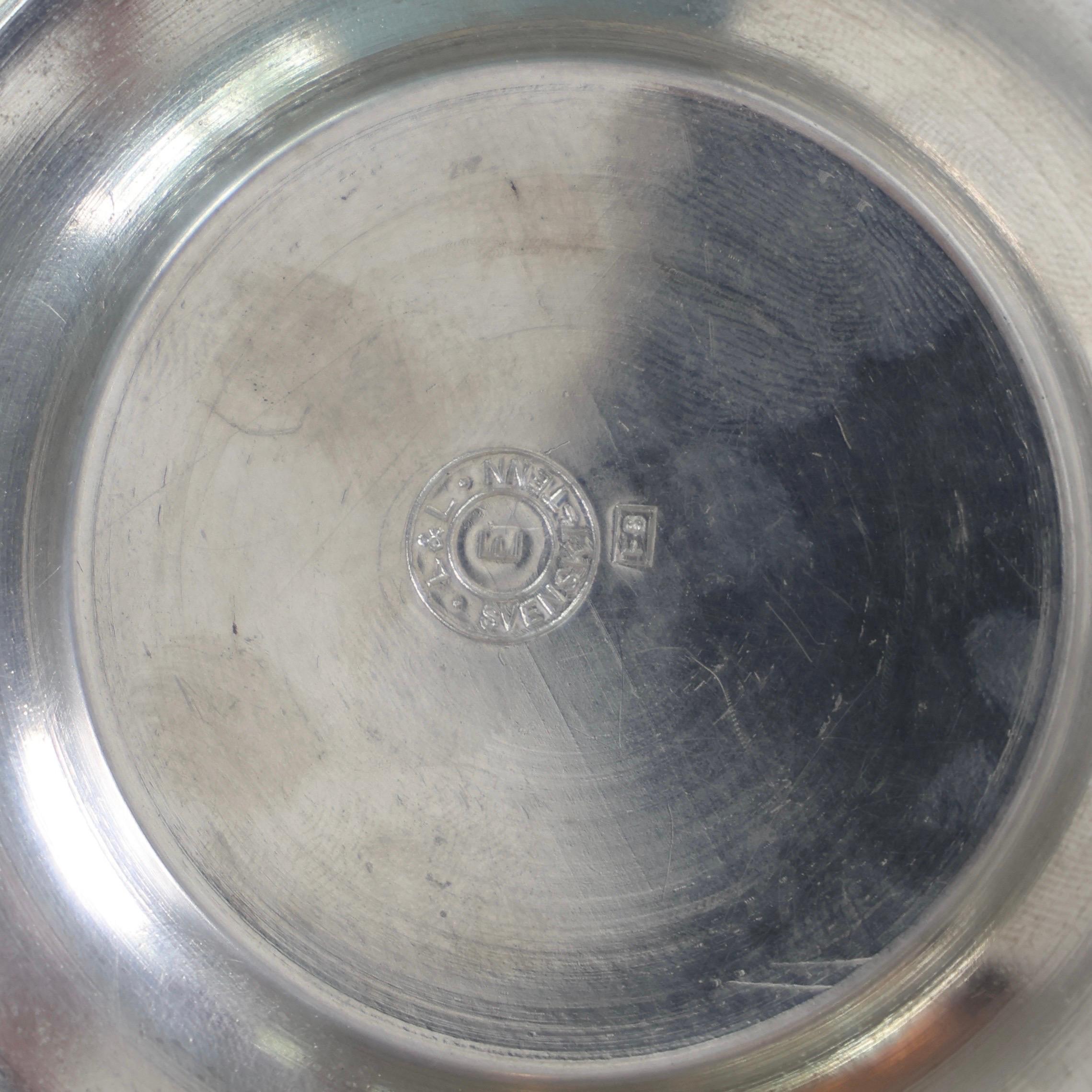 Swedish Grace Pewter Bowl with Polar Bears by Lundin & Lindberg, 1930s, Sweden For Sale 2