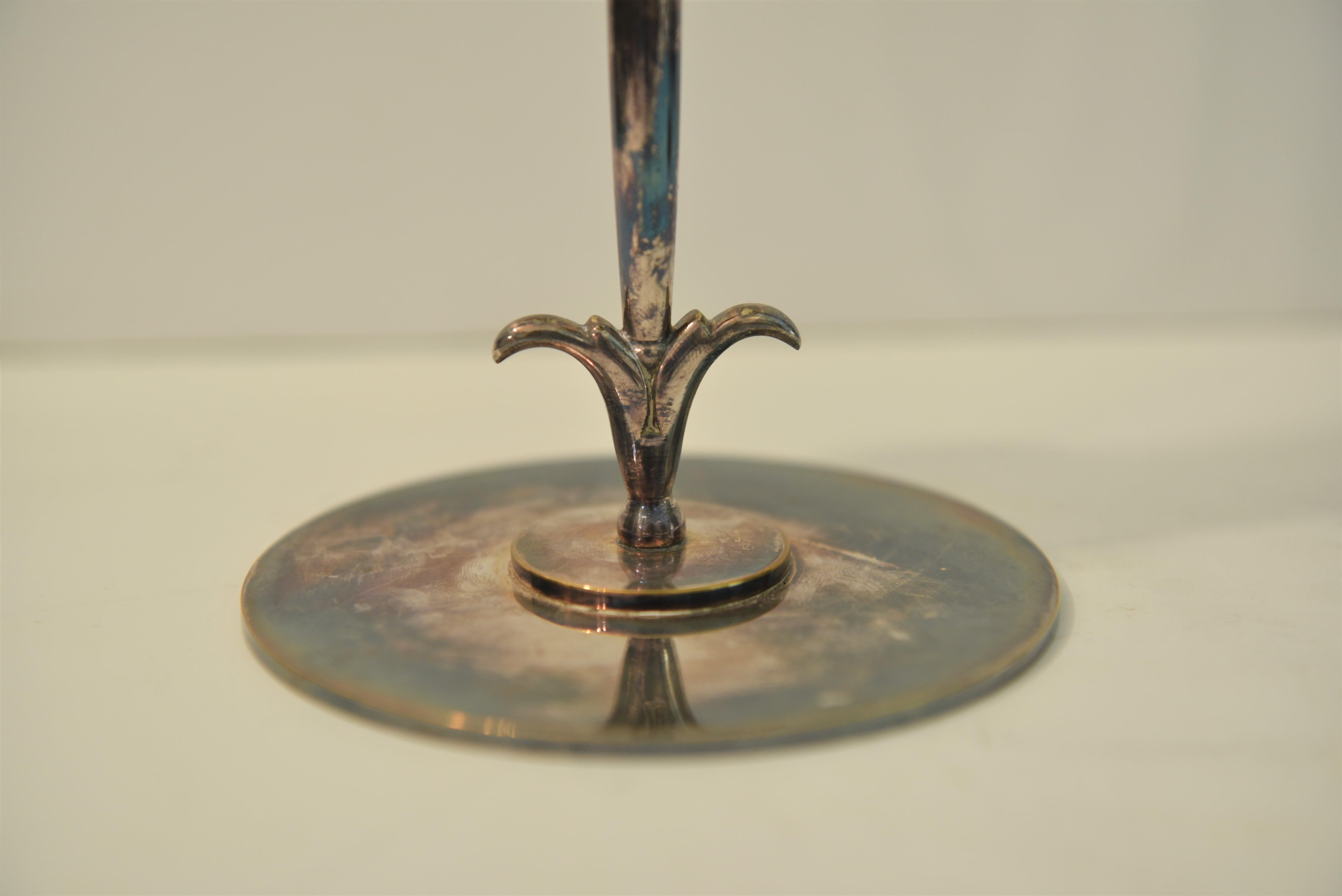 Placcato argento Candelabri svedesi Grace placcati in argento di Elis Bergh per C.G. Hallberg, anni '20 in vendita