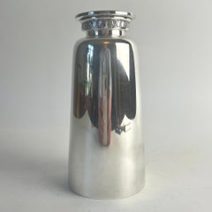 Shaker à cocktail Swedish Grace en métal argenté par C.G. Hallbergs, Suède, années 1930