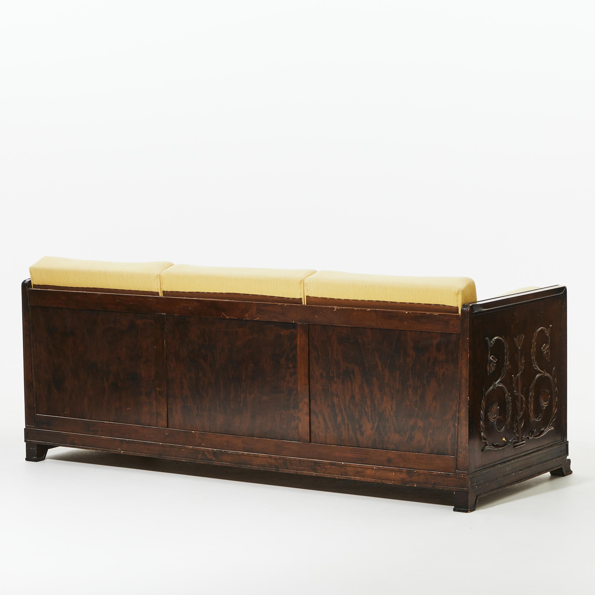 Mid-20th Century Swedish Grace Sofa in Carved Birch, 1930s Scandinavian Design For Sale