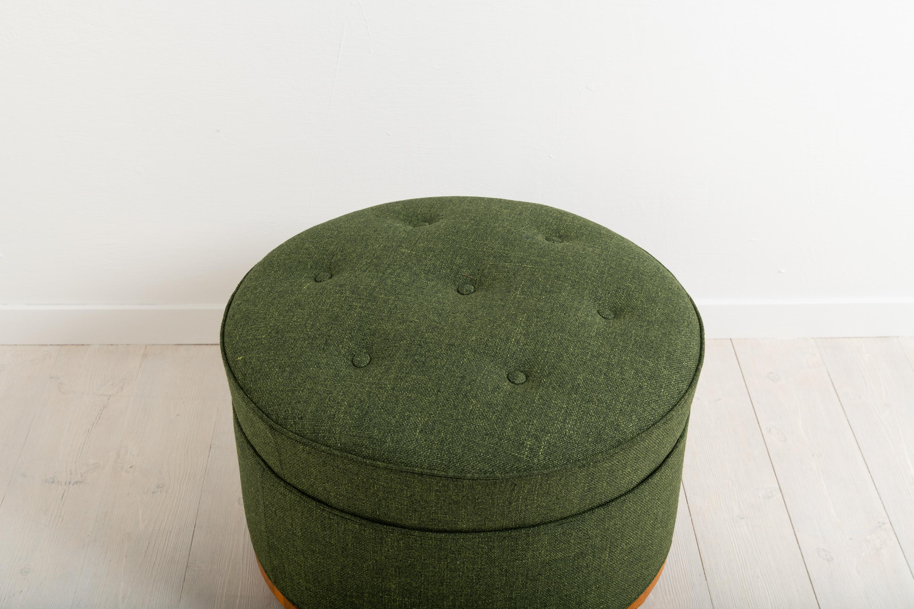 Swedish Grace Stool or Pouf from the Early 20th Century In Good Condition In Kramfors, SE