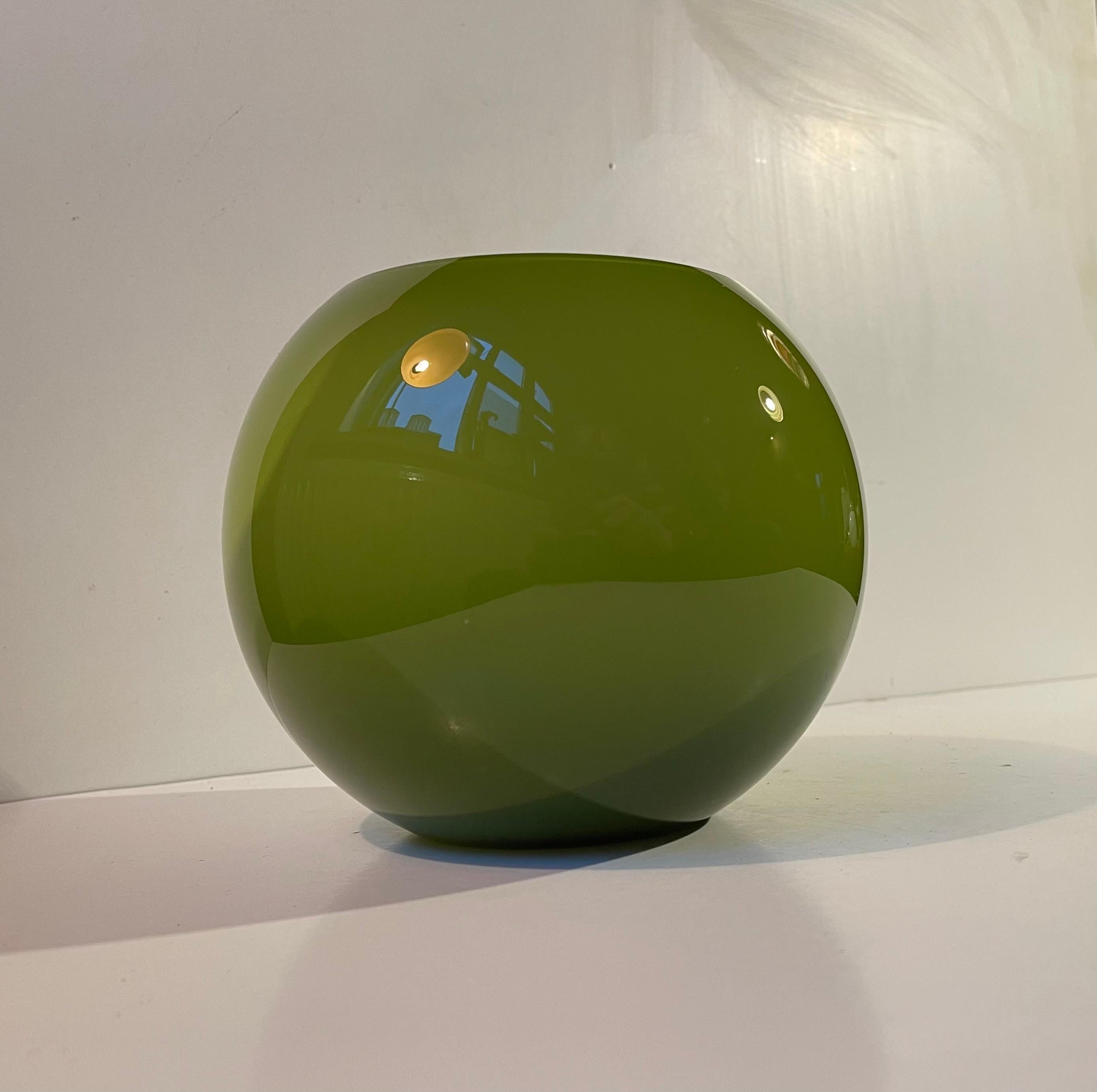 Elegant large ball vase or bowl in hand-blown cased opaline glass. Similar to pieces from Timo Sarpaneva and Barbini/Murano. We believe it was made in Sweden during the mid-20th century in a style suitable for Swedish Grace, art deco or Midcentury