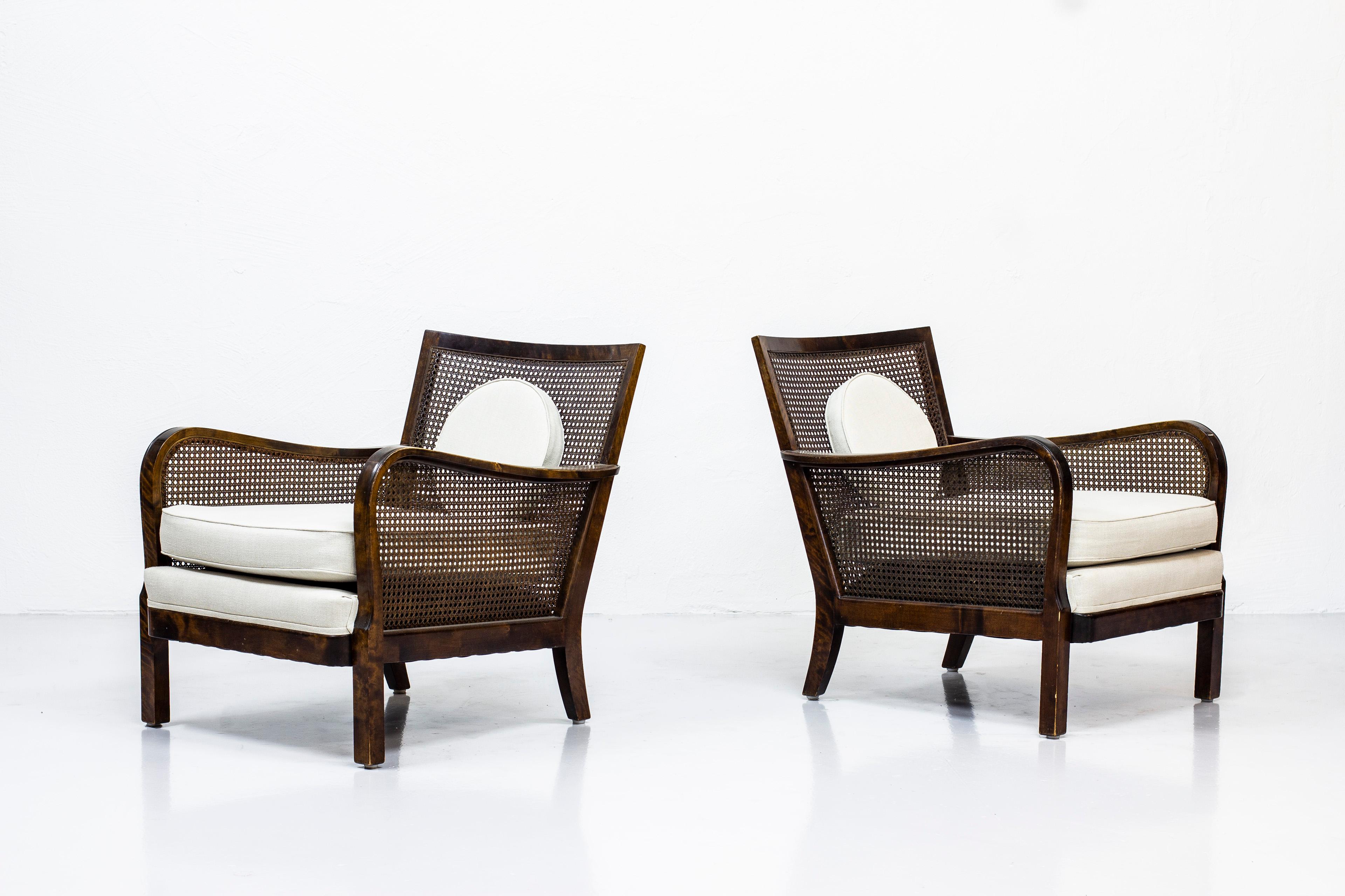 Swedish Grace Style Lounge Chairs Attributed to Otto Schulz and Boet 5