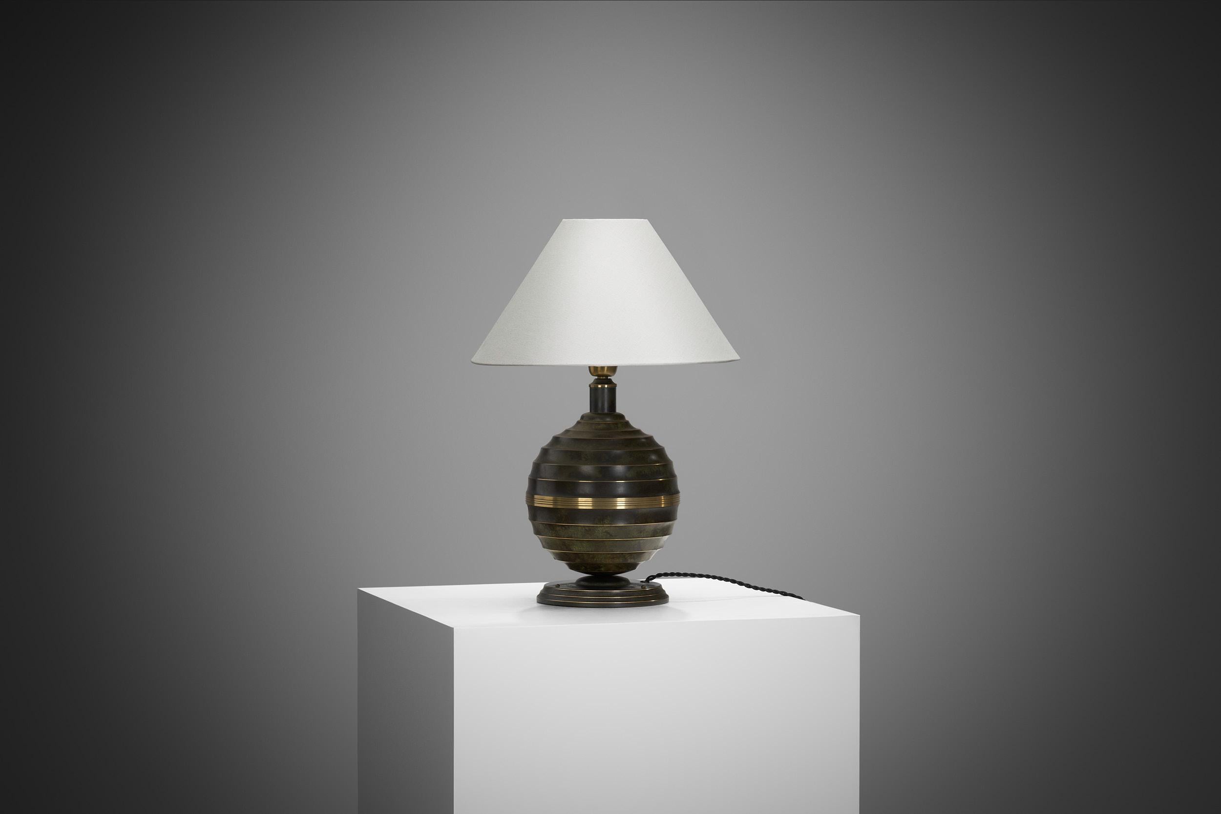 Swedish Grace Svenska Metallverken Table Lamp in Bronzed Brass, Sweden ca 1920s 4