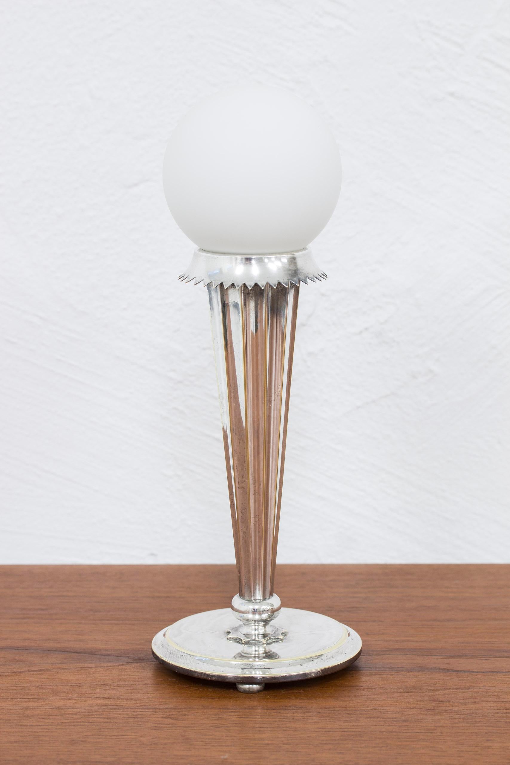 Swedish Grace Table Lamp 6853 by Harald Elof Notini for Böhlmarks, Sweden 1920s For Sale 4