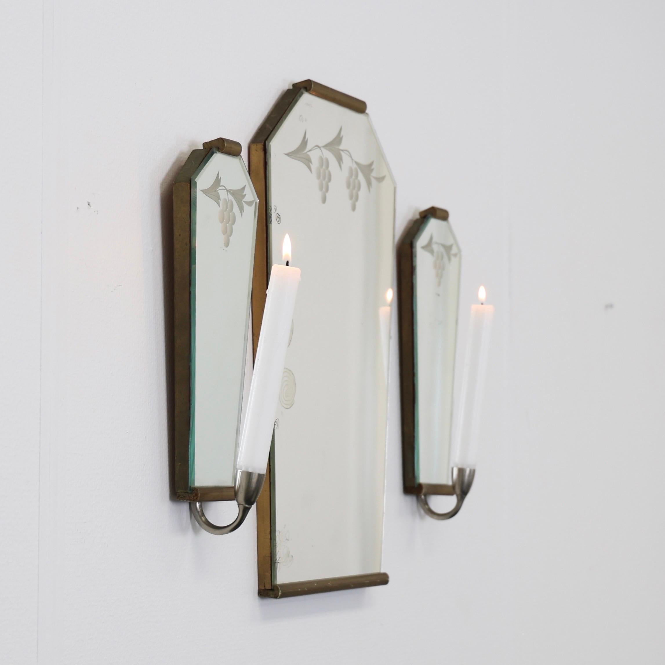 Suédois Miroir mural Grace et appliques à bougies, années 1940, Suède en vente