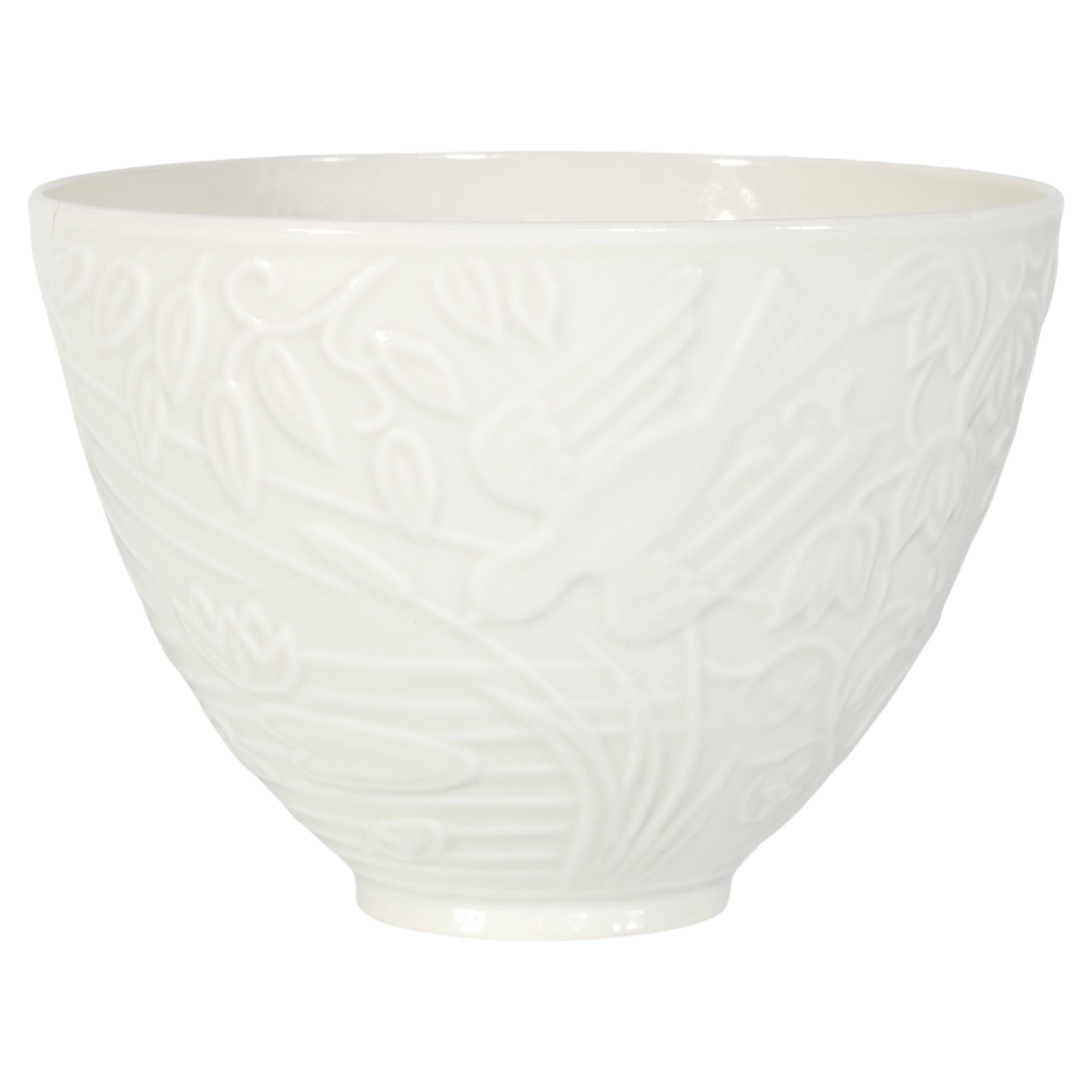 Swedish Grace White Porcelain Flower Motif  Bowl by Gunnar Nylund , ALP, 1940's For Sale