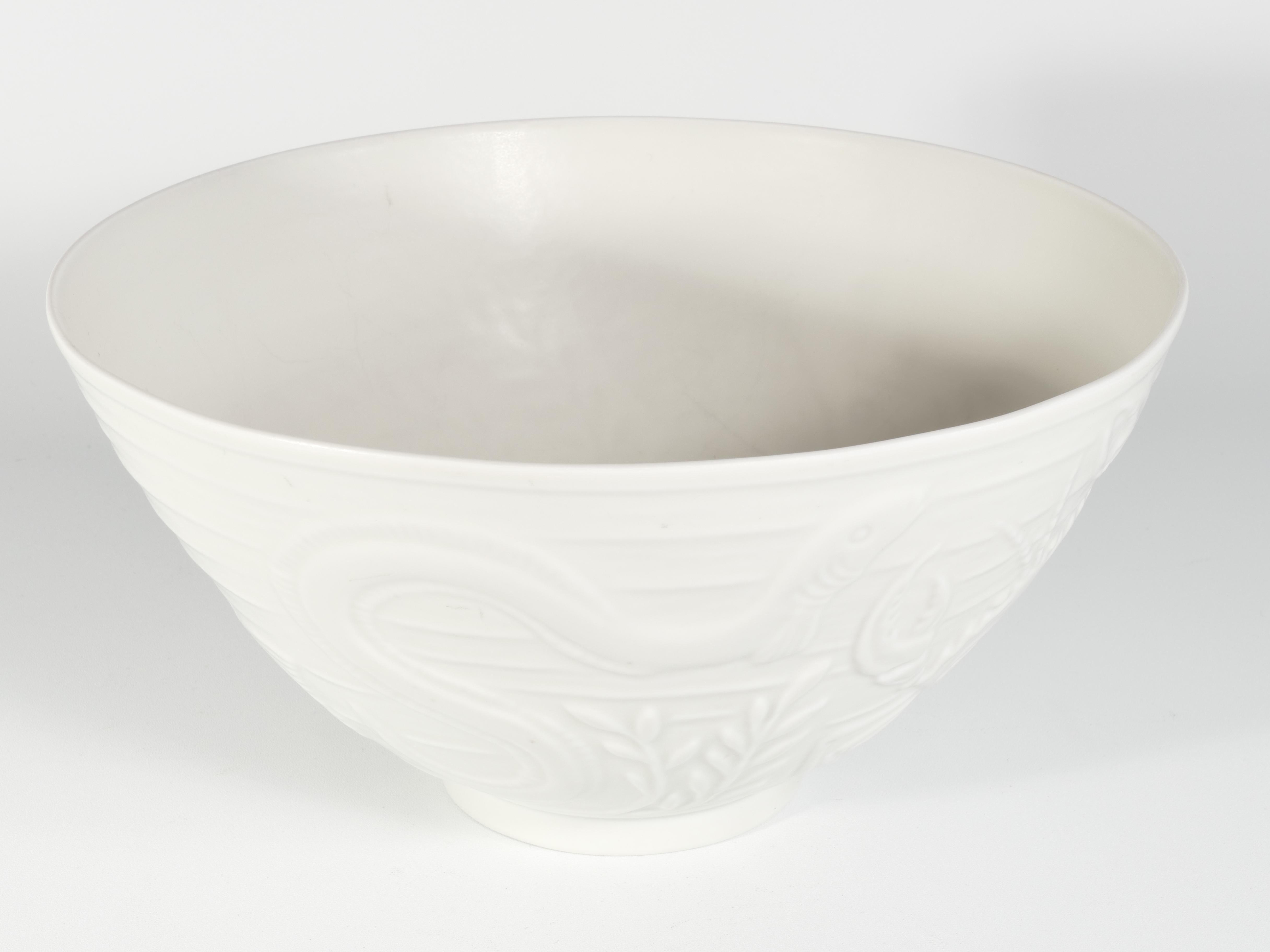 Swedish Grace White Porcelain Sea Themed  Bowl by Gunnar Nylund for ALP, 1940's For Sale 6