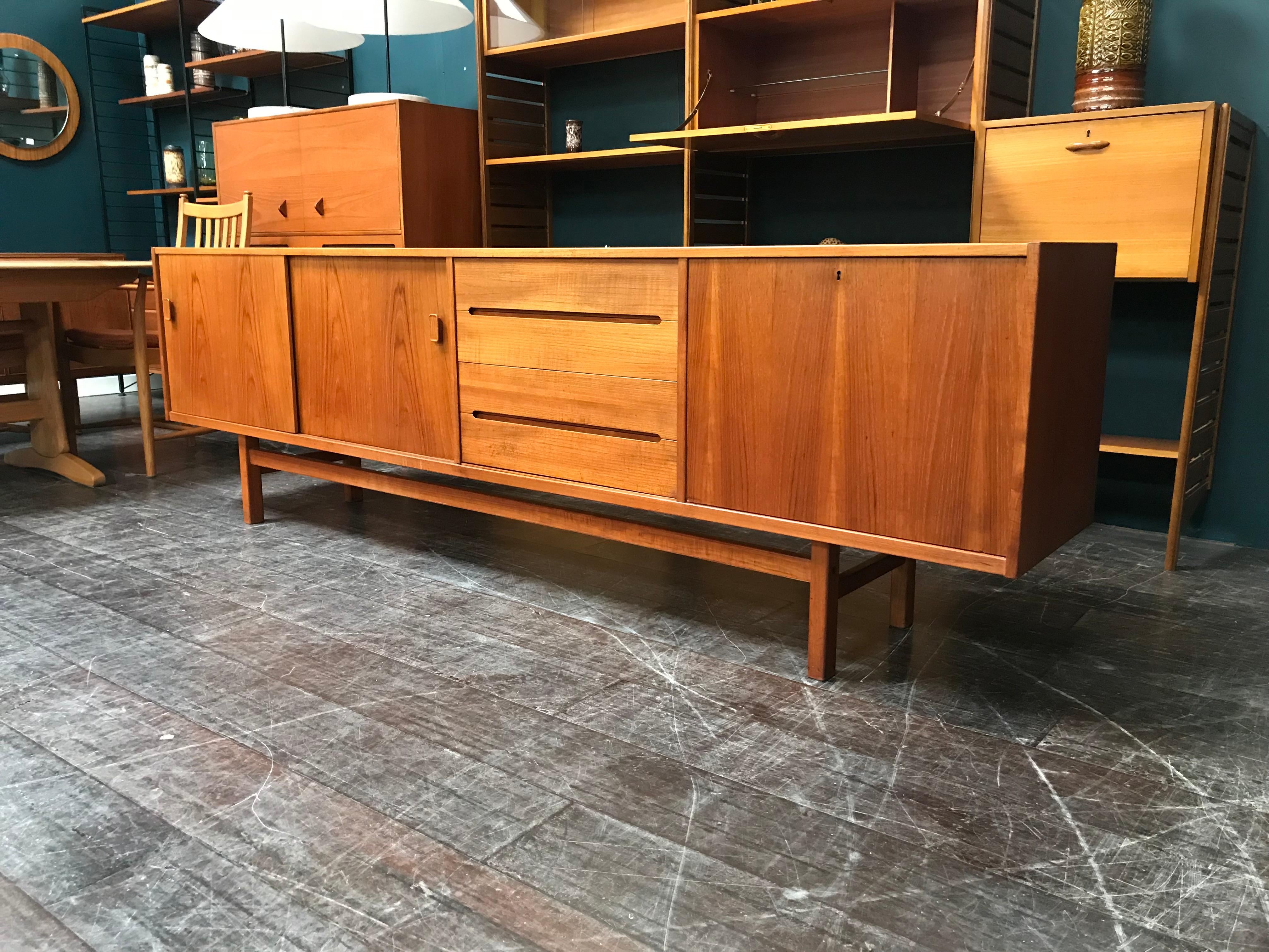 Swedish ‘Grande’ Teak Midcentury Sideboard by Nils Jonsson for Troeds In Good Condition In Glasgow, GB