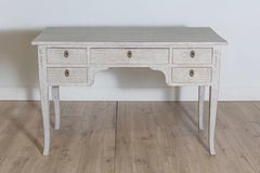 Swedish Gray Cream Painted Desk with Five Carved Reeded Drawers, 20th Century
