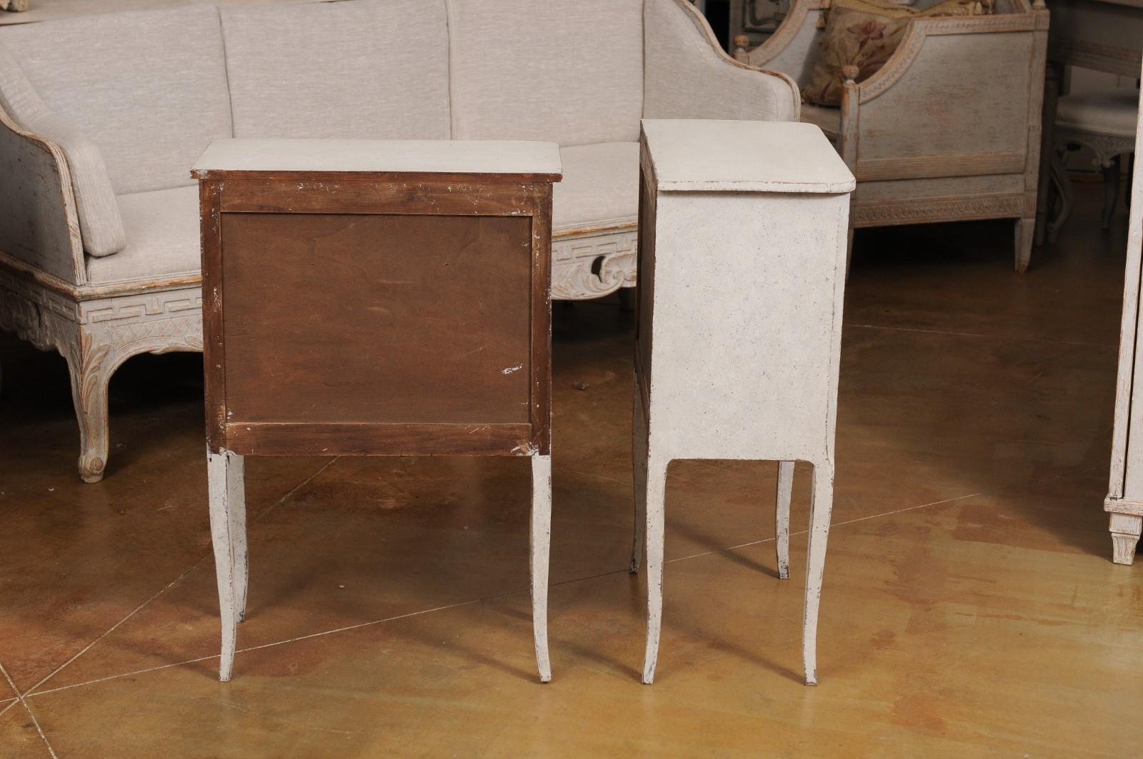 Swedish Gray Painted Bedside Tables with Three Drawers and Cabriole Legs, a Pair 5