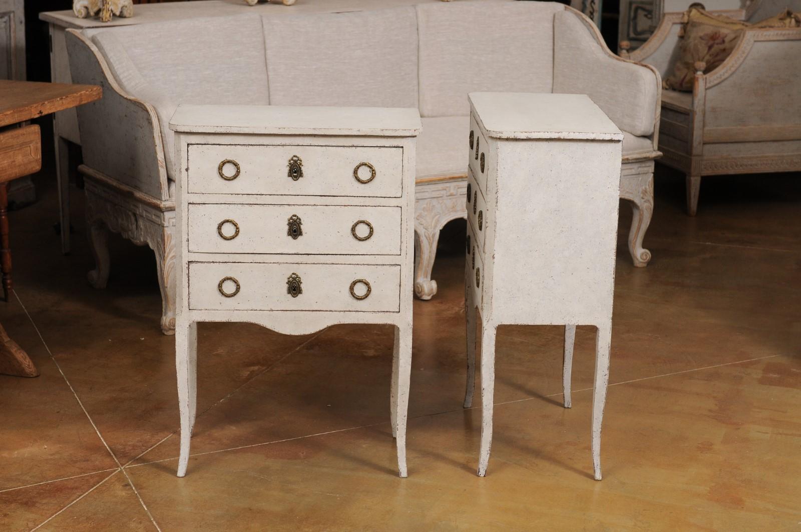 Carved Swedish Gray Painted Bedside Tables with Three Drawers and Cabriole Legs, a Pair