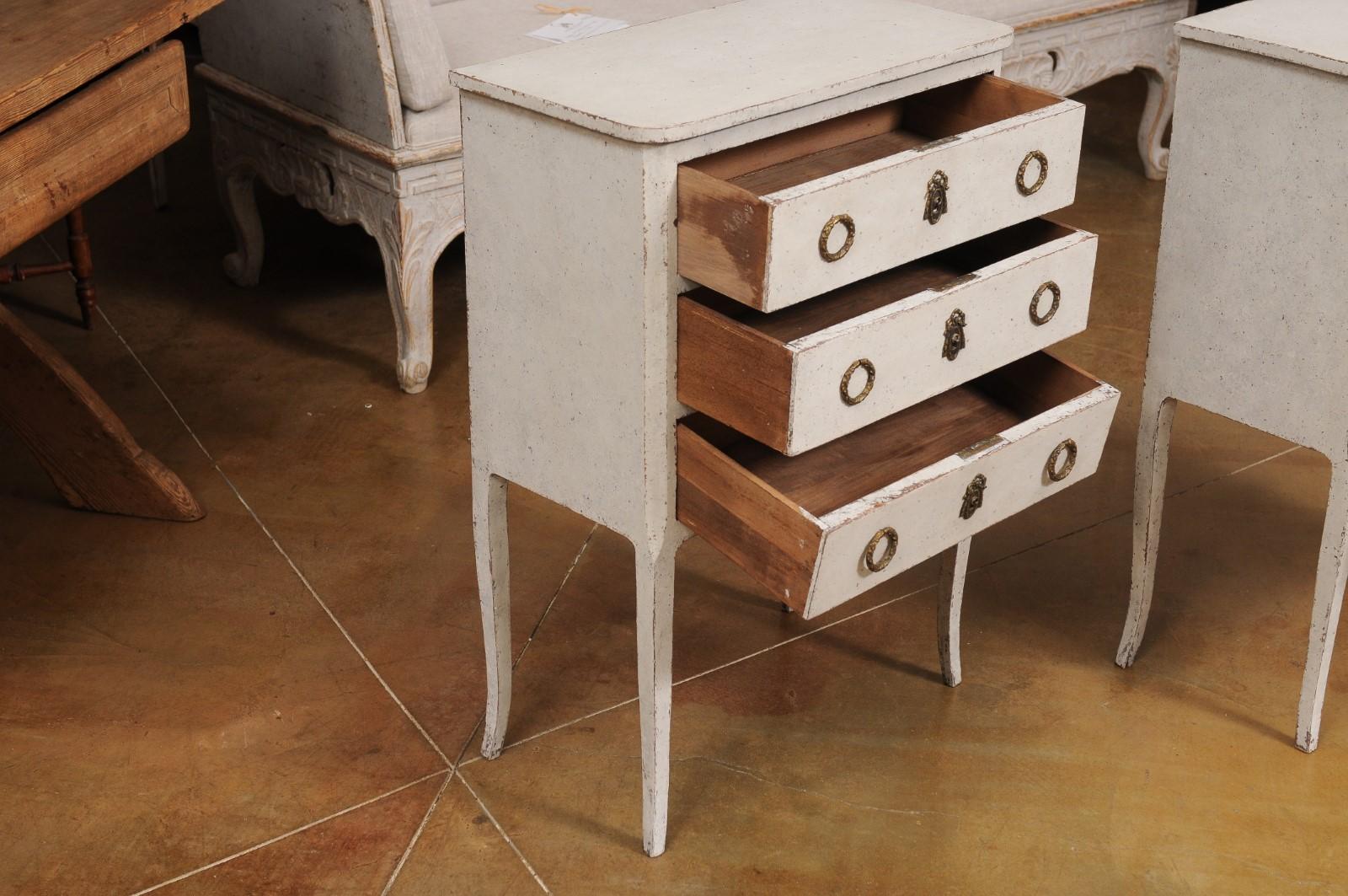 20th Century Swedish Gray Painted Bedside Tables with Three Drawers and Cabriole Legs, a Pair
