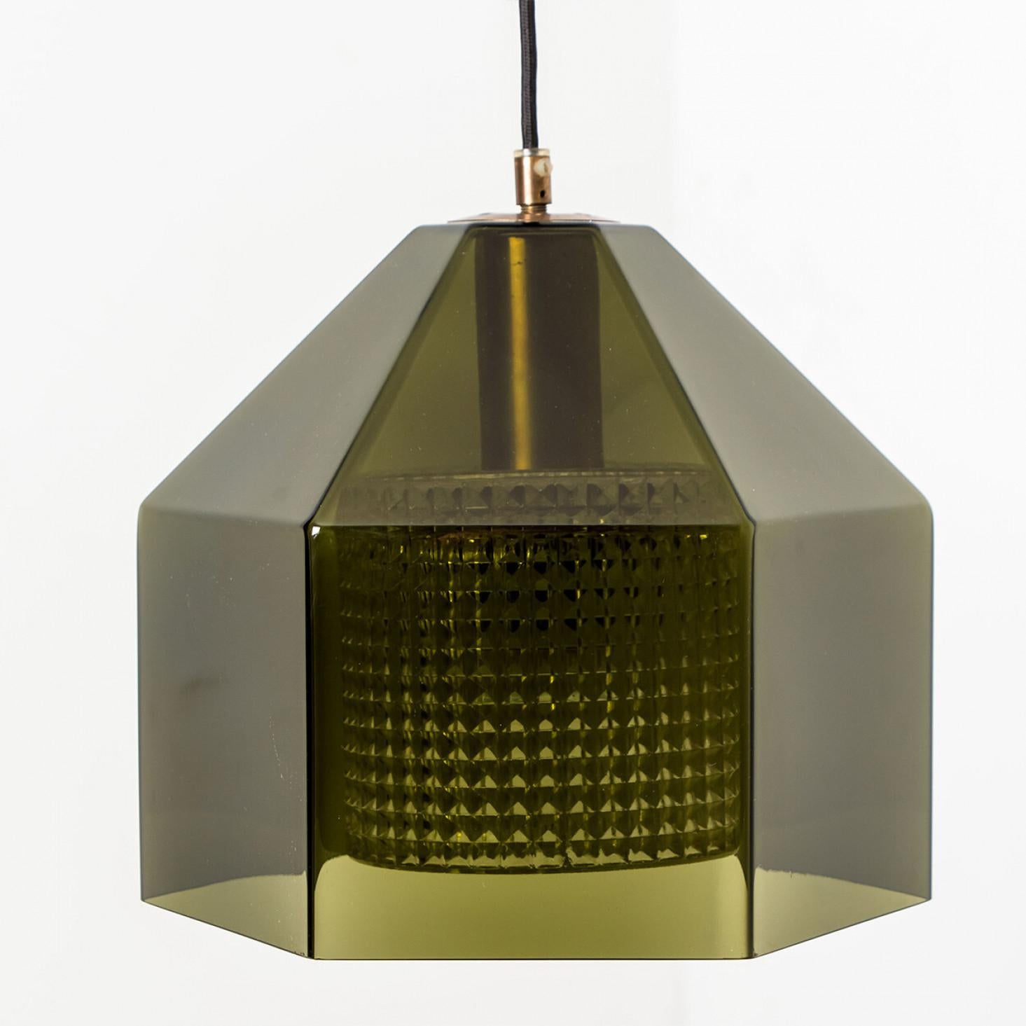 Swedish Green Tinted Glass & Brass Pendant Lamp by Carl Fagerlund for Orrefors For Sale 6