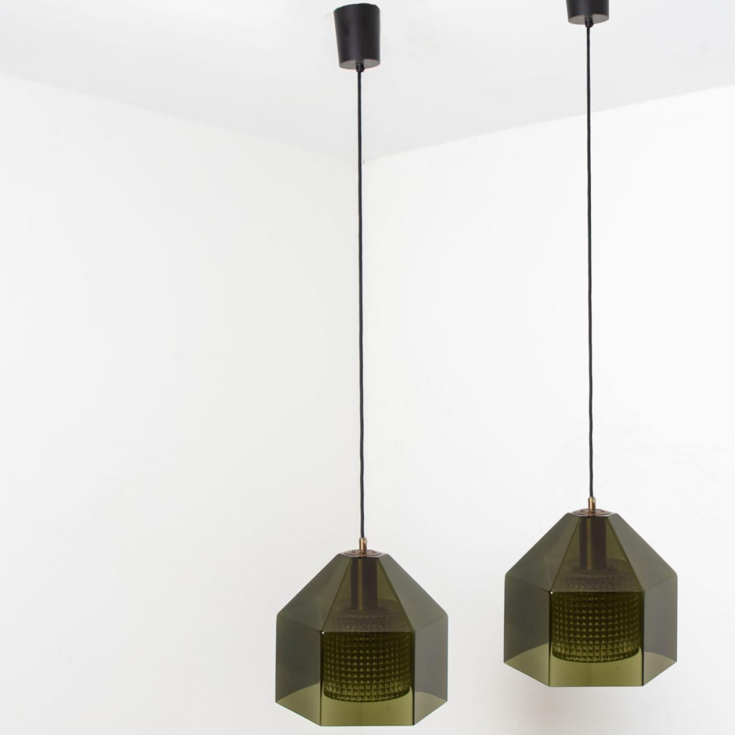 Swedish Green Tinted Glass & Brass Pendant Lamp by Carl Fagerlund for Orrefors For Sale 8