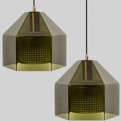 Schwedische Pendelleuchte aus grünem, getöntem Glas und Messing von Carl Fagerlund für Orrefors