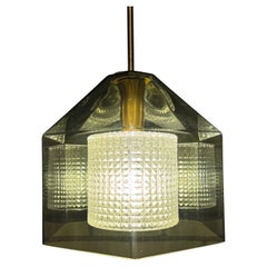 Lampada a sospensione svedese in vetro colorato verde e ottone di Carl Fagerlund per Orrefors