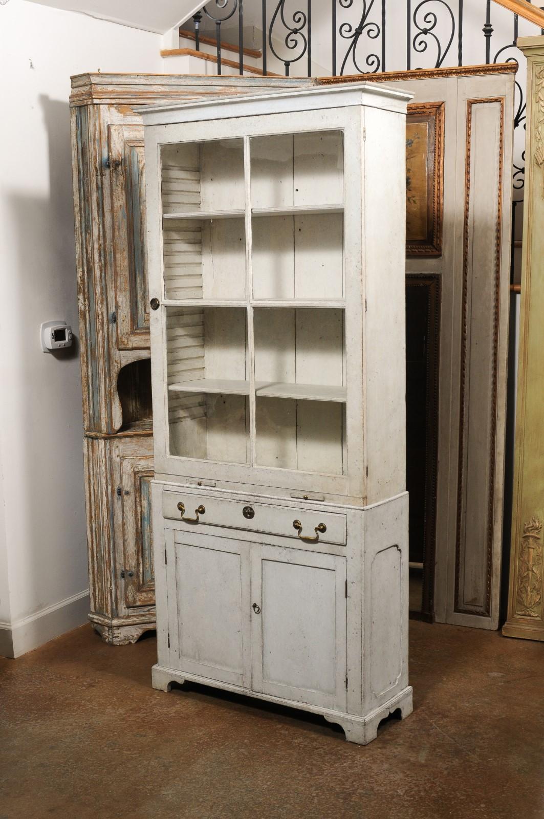 Swedish Gustavian 1810s Painted Vitrine Cabinet with Glass Door and Drawer 1