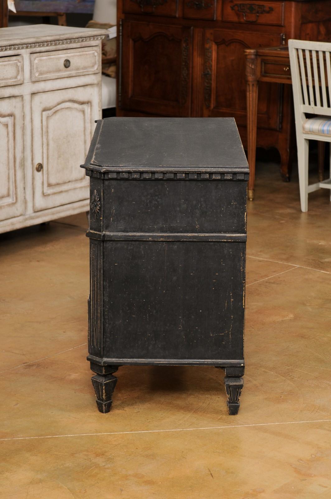 Swedish Gustavian 1830s Black Painted and Carved Three-Drawer Chest 7