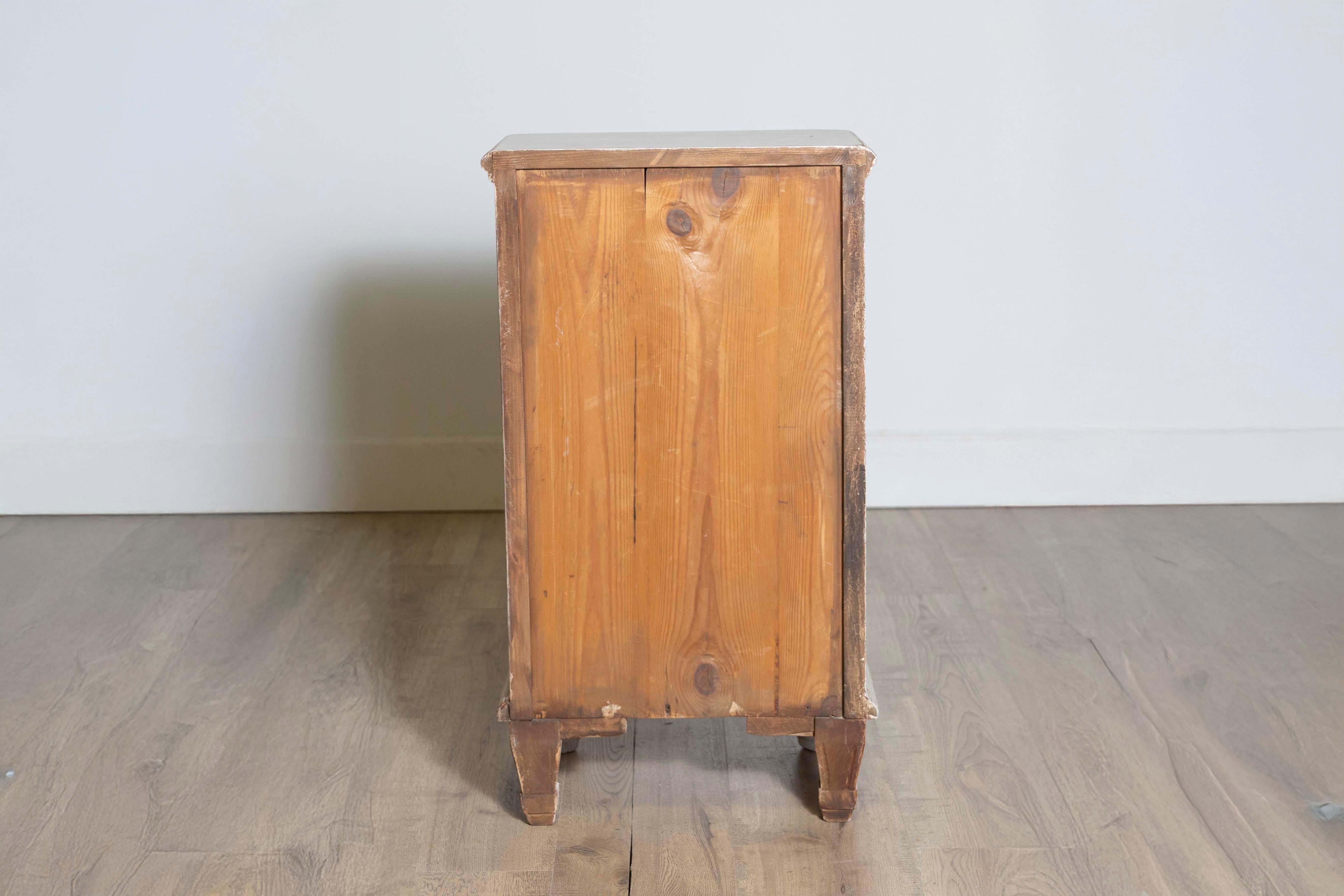 Swedish Gustavian 1880s Light Gray Nightstands with Drawers and Doors, a Pair For Sale 1