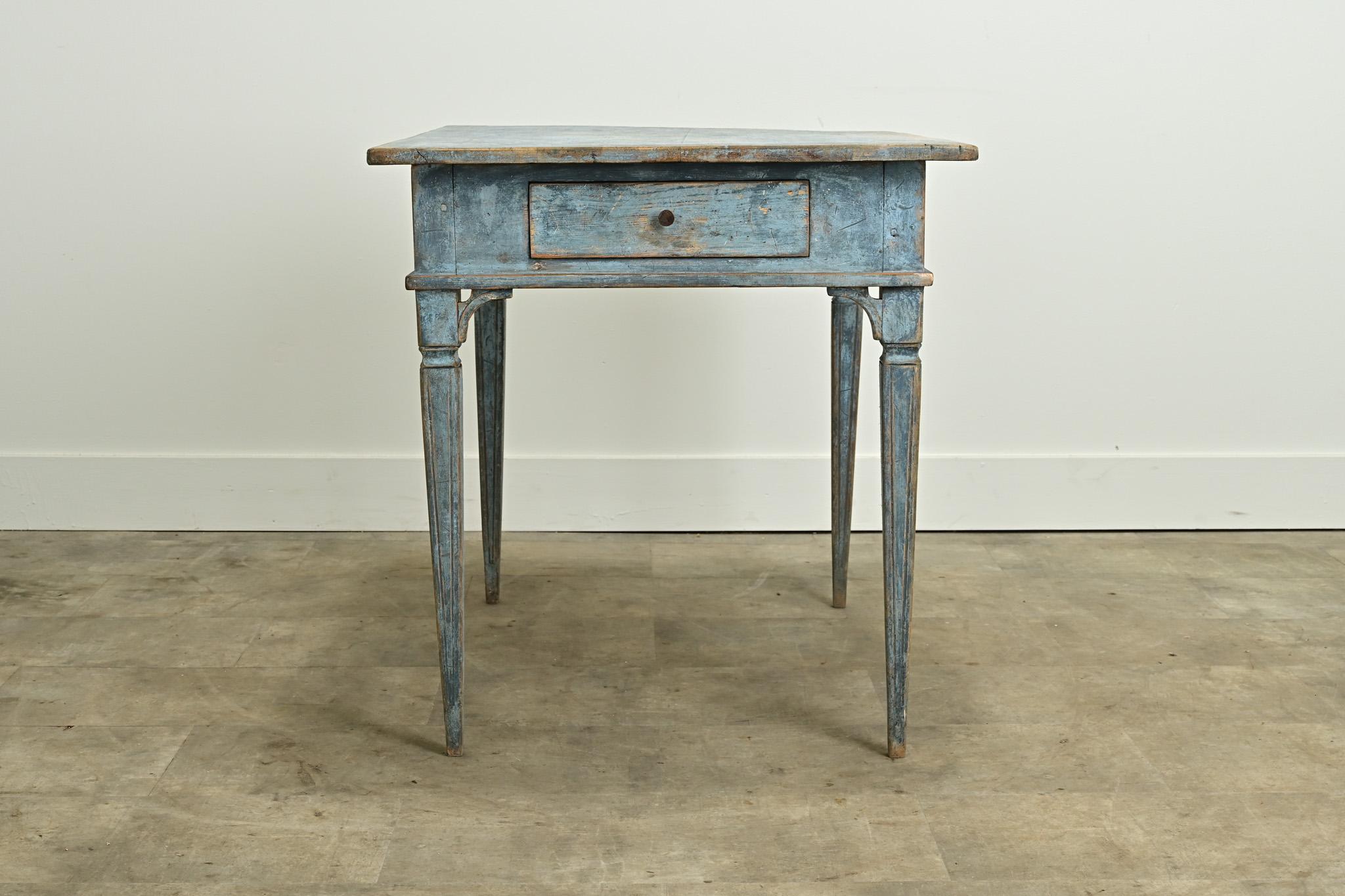 Swedish Gustavian 18th Century Table For Sale 3