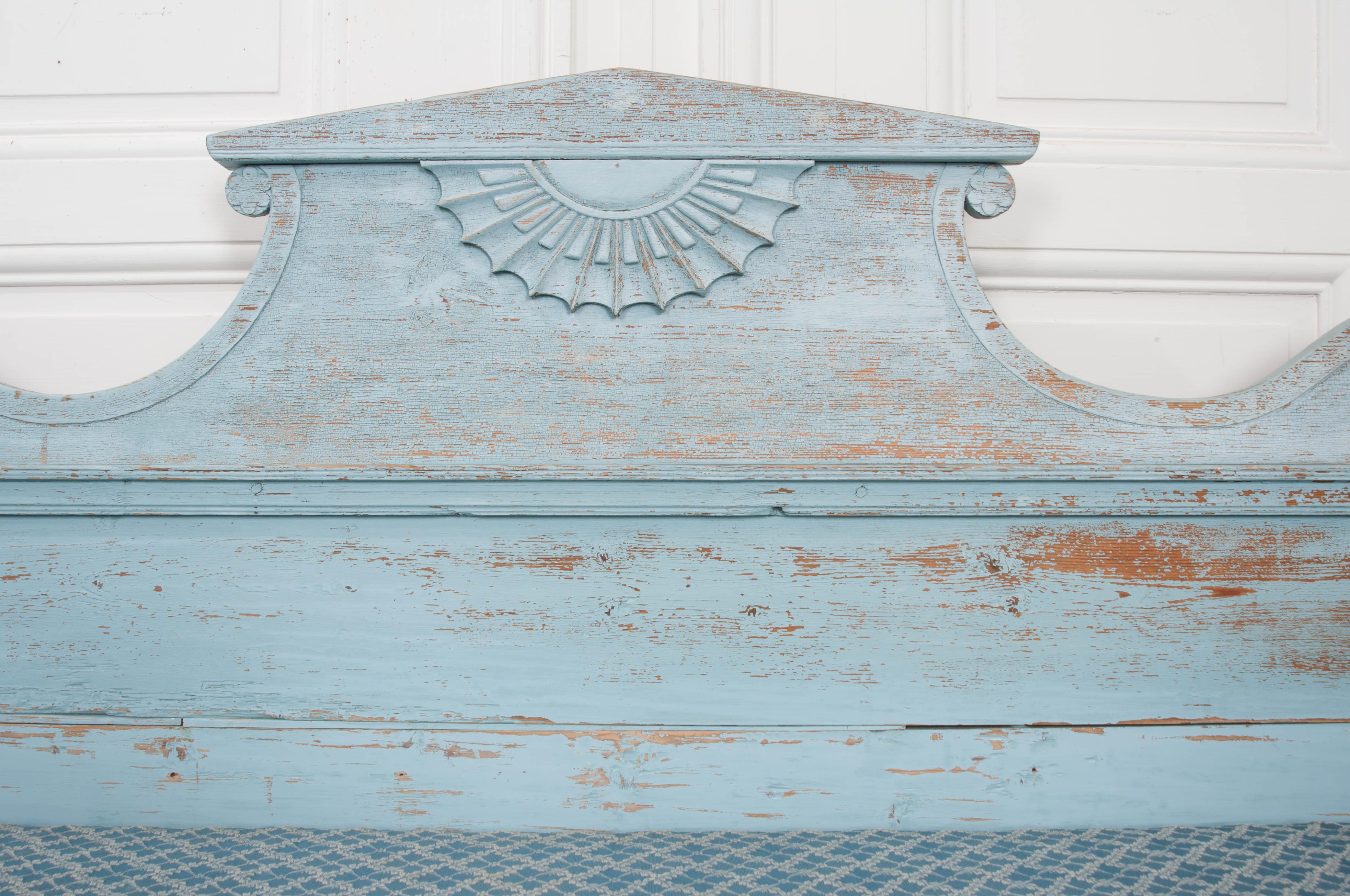 Hardwood Swedish Gustavian 19th Century Blue Painted Sofa