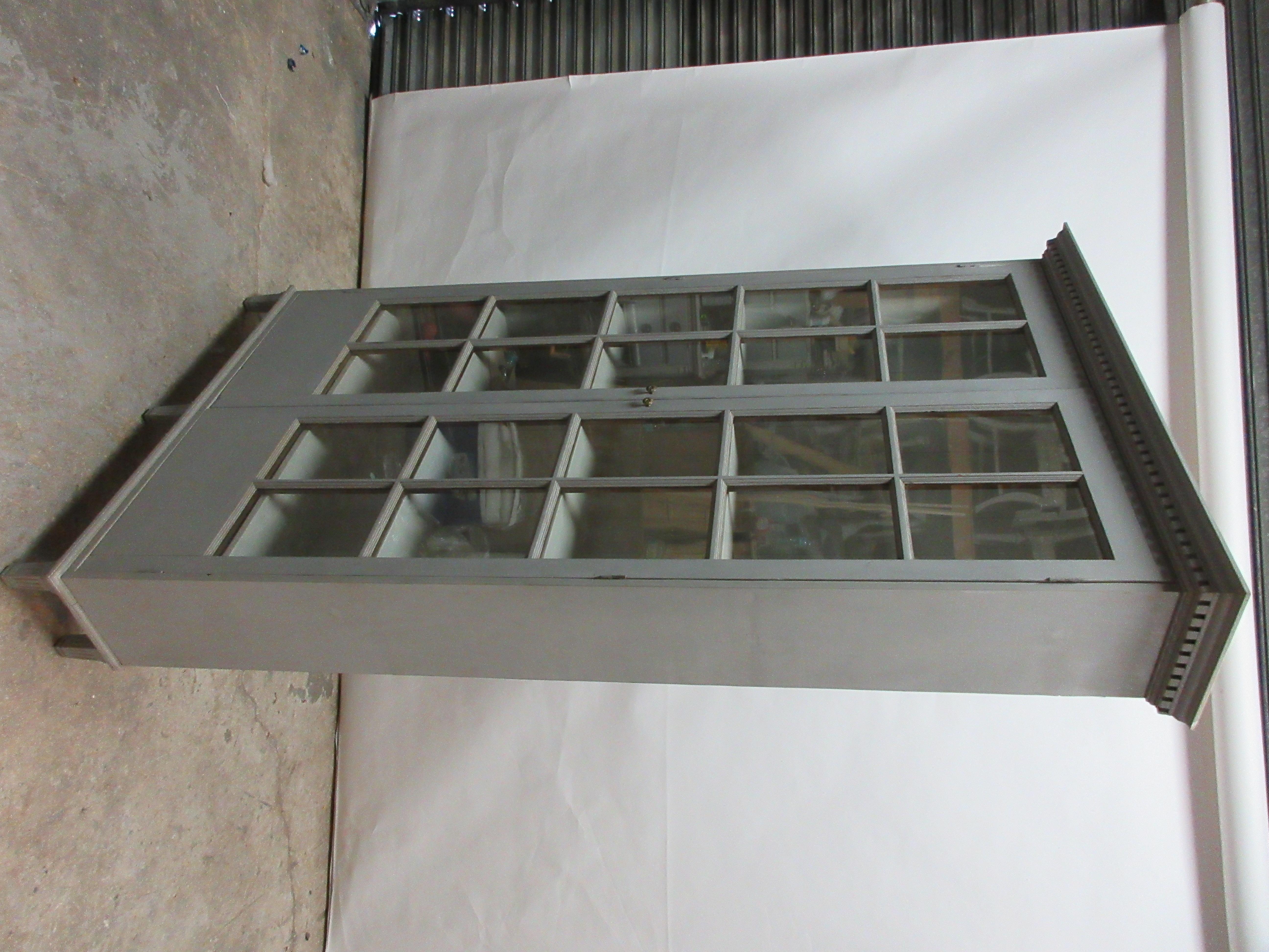 Swedish Gustavian 2-Door Glass Cabinet In Distressed Condition In Hollywood, FL