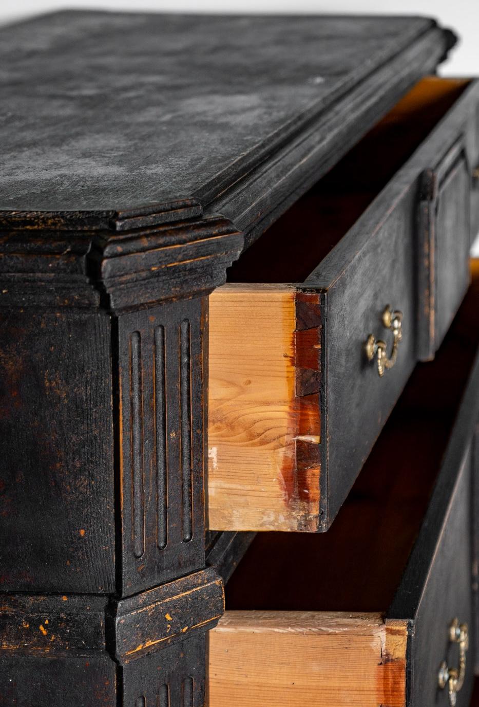 Swedish Gustavian Black Painted Chest of Drawers Commode Brakefront C.1860 In Good Condition In Lewes, England