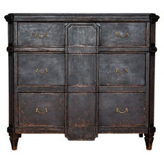 Schwedische Gustavianische schwarz lackierte Kommode mit Schubladenschrankfront, Gustavianisch, um 1860